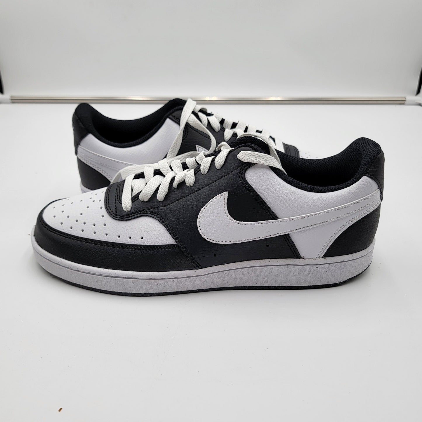 Court Vision Low 'Black White' Sz 10.5 HM98620010