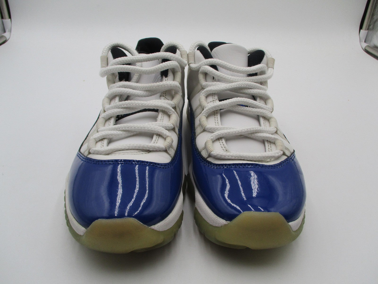Air Jordan 11 Retro Low Shoes Womens Size 7 White Blue Sneakers AH7860-1001