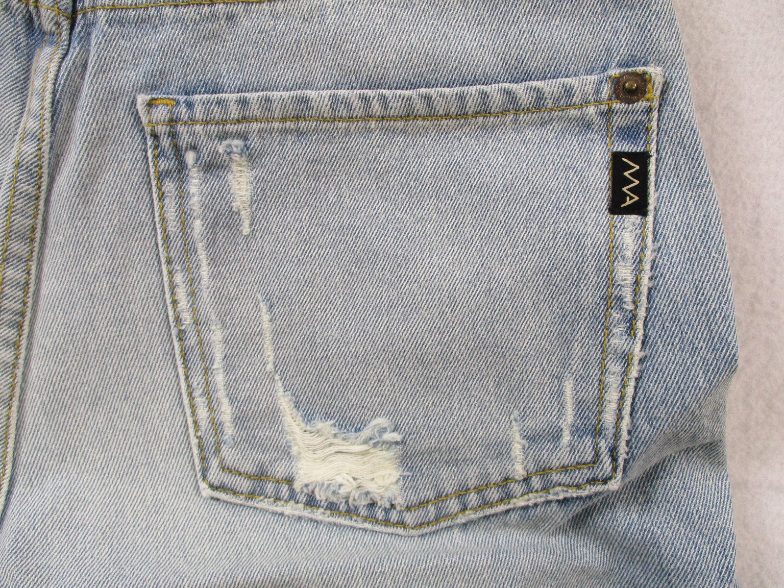 Modern American Rexford Crop Jeans Womens 26 Blue HighRise Distress Relaxed 14676