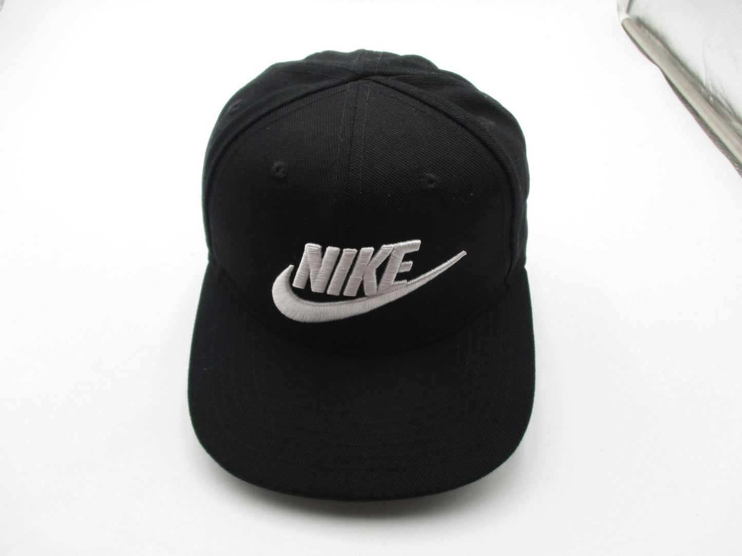 Nike Hat Cap Snap Back Boys Adjustable Black Embroidered Baseball Twill Logo1