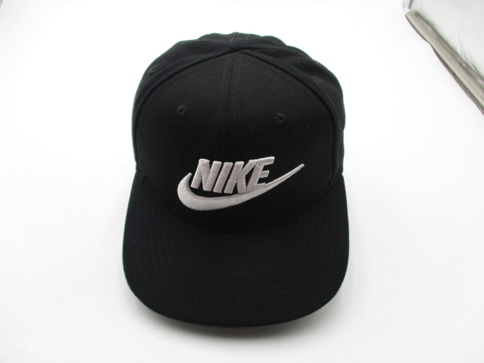 Nike Hat Cap Snap Back Boys Adjustable Black Embroidered Baseball Twill Logo1