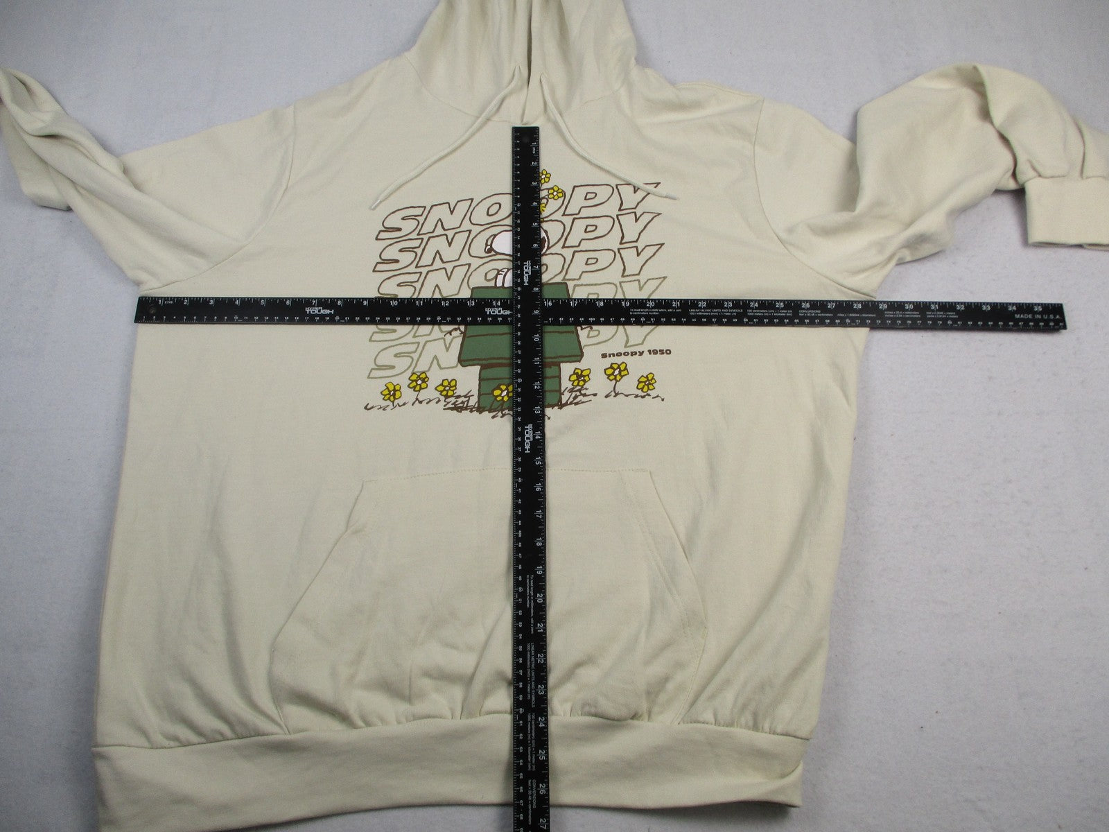 Peanuts Snoopy Hoodie Mens 2XL White Pullover Graphic Woodstock Cartoon 1337384