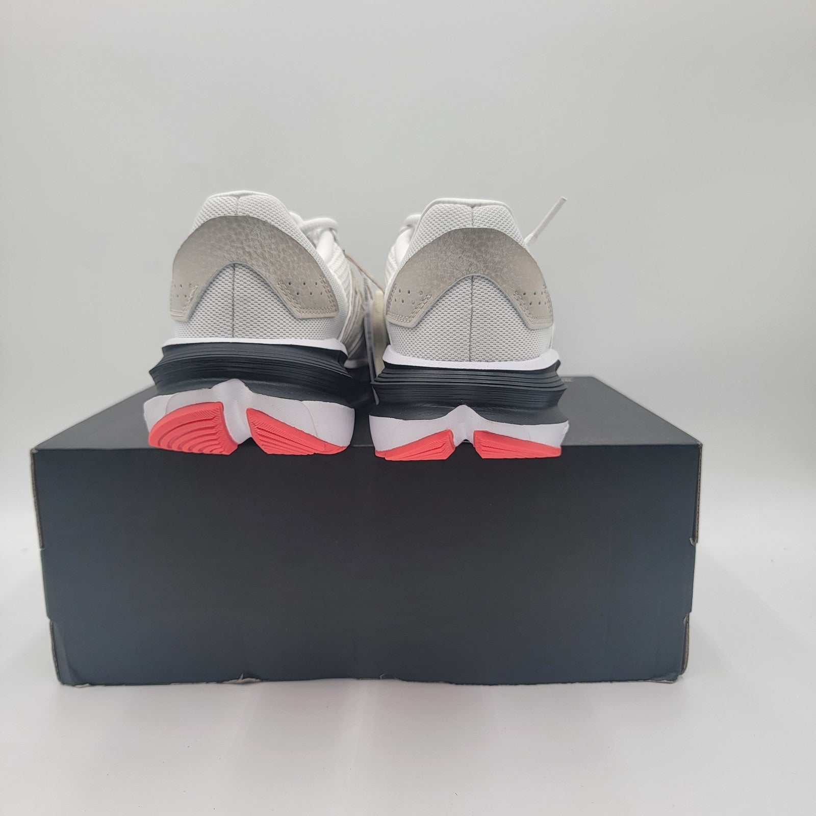 Adidas Astrastar Cloudfoam Men’s Running Shoes White Beige Size 7.5 JQ44793