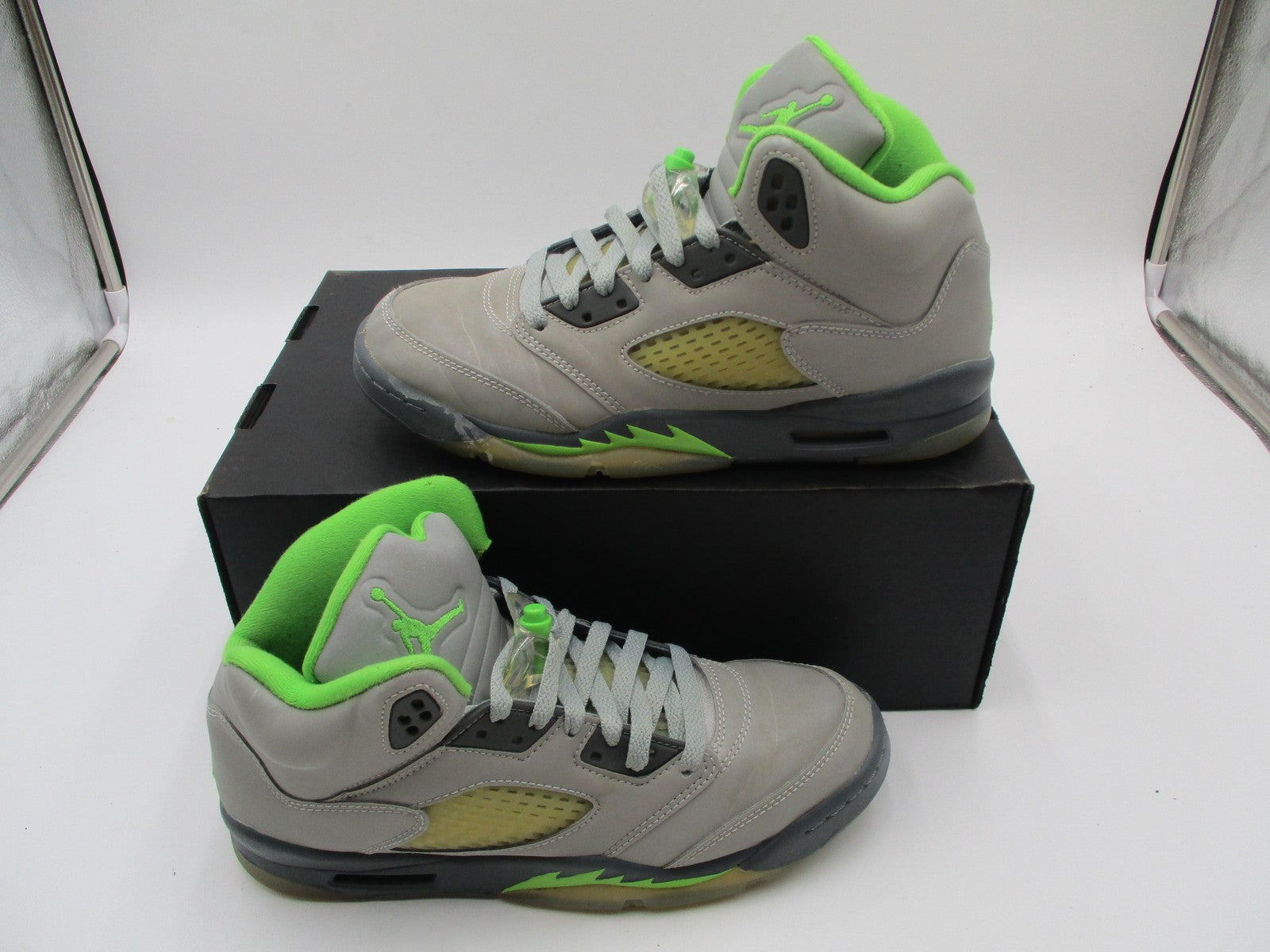 Nike Air Jordan 5 Retro Green Bean Shoes Youth Size 7Y Gray Volt GS DQ3734-0032