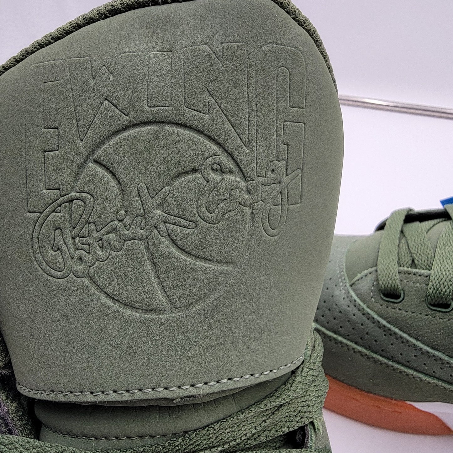 Ewing Athletics 33 Hi Chive Green/Gum 1EW90212363