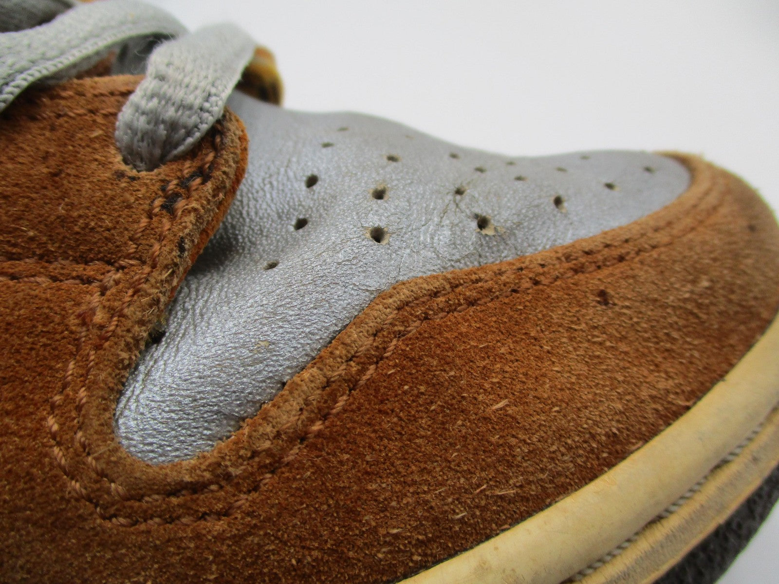 Vintage Nike Dunk Mid Pro SB 'Fender Bass' Sz 10 314383 102 Skate 2000s 1G222