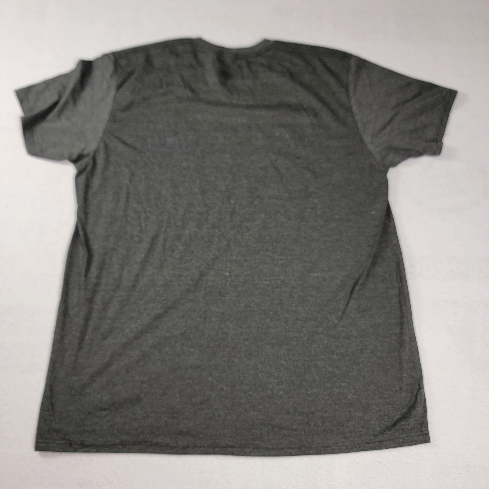 2 Pk Bundle Reef Shirt + Video Games are Calling Mens 2XL Gray Skate Surf