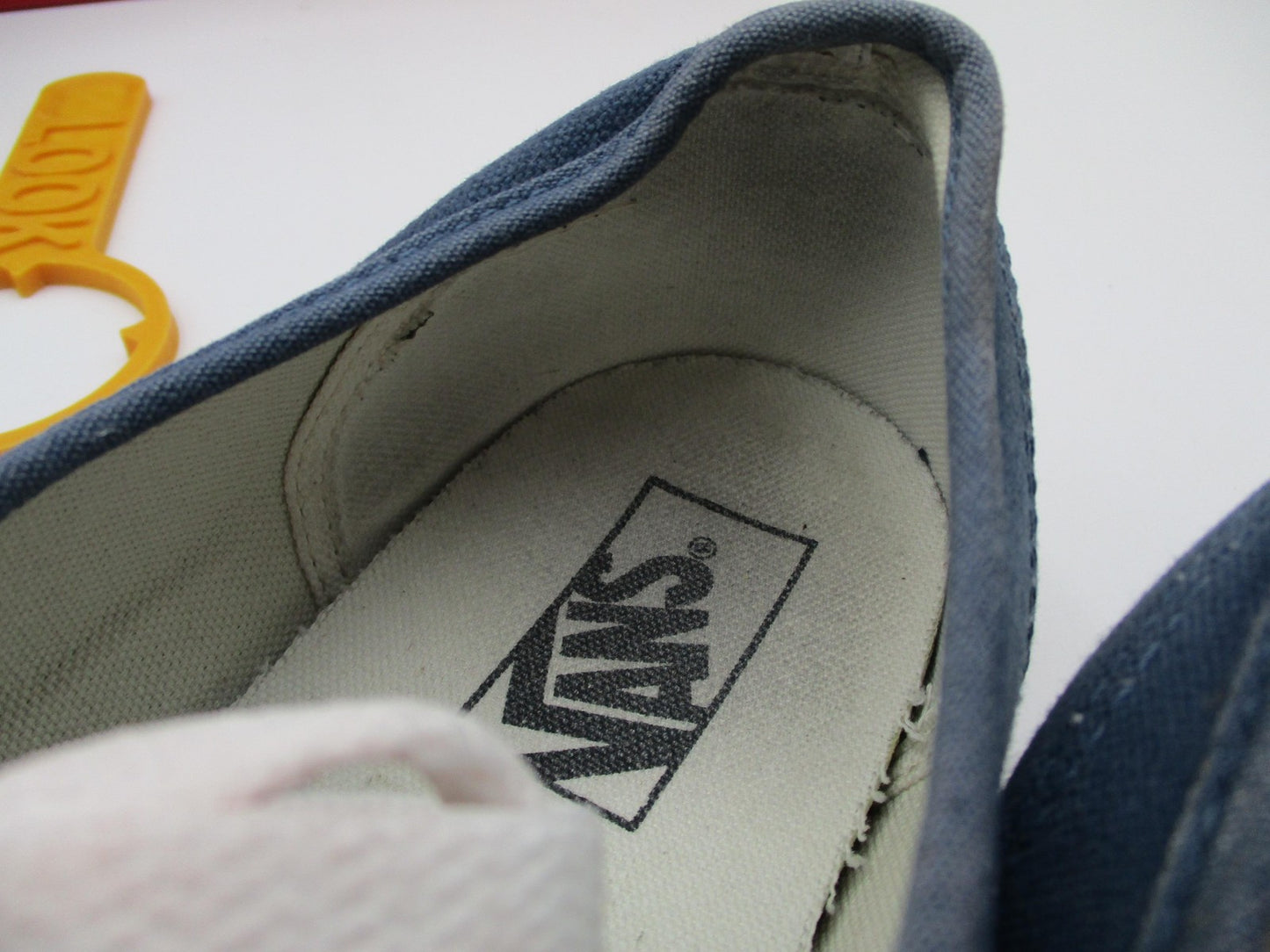 Vans Shoes Mens Size 12 Blue Canvas Gum Sole Low Top Lace Up Skate Casual 1D610