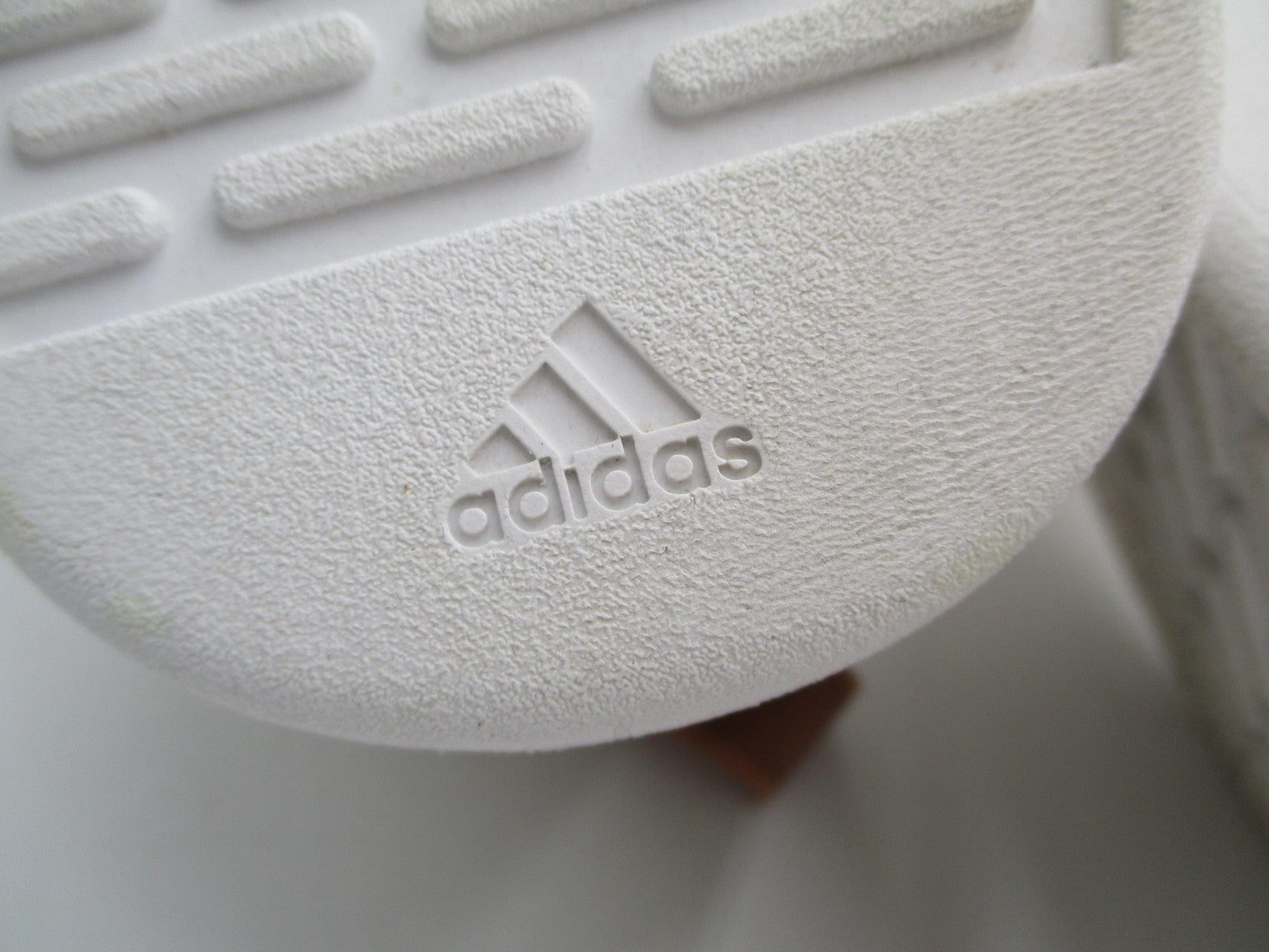 Adidas Shoes Men's Size 11 Beige Low Top Casual Comfort Sneakers IG9857 (1S5)12