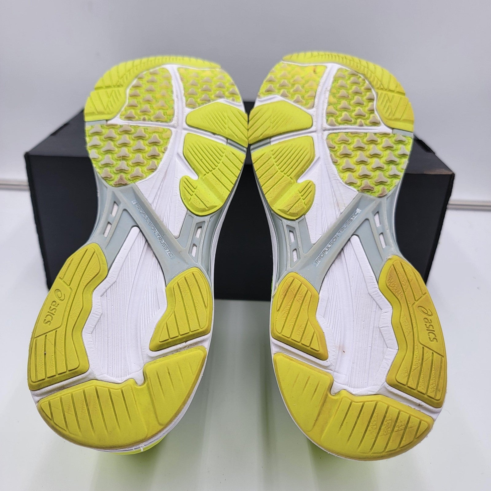 Asics GelDS Trainer FlyteFoam Running Shoes Men 9.5 US Yellow Lightweight