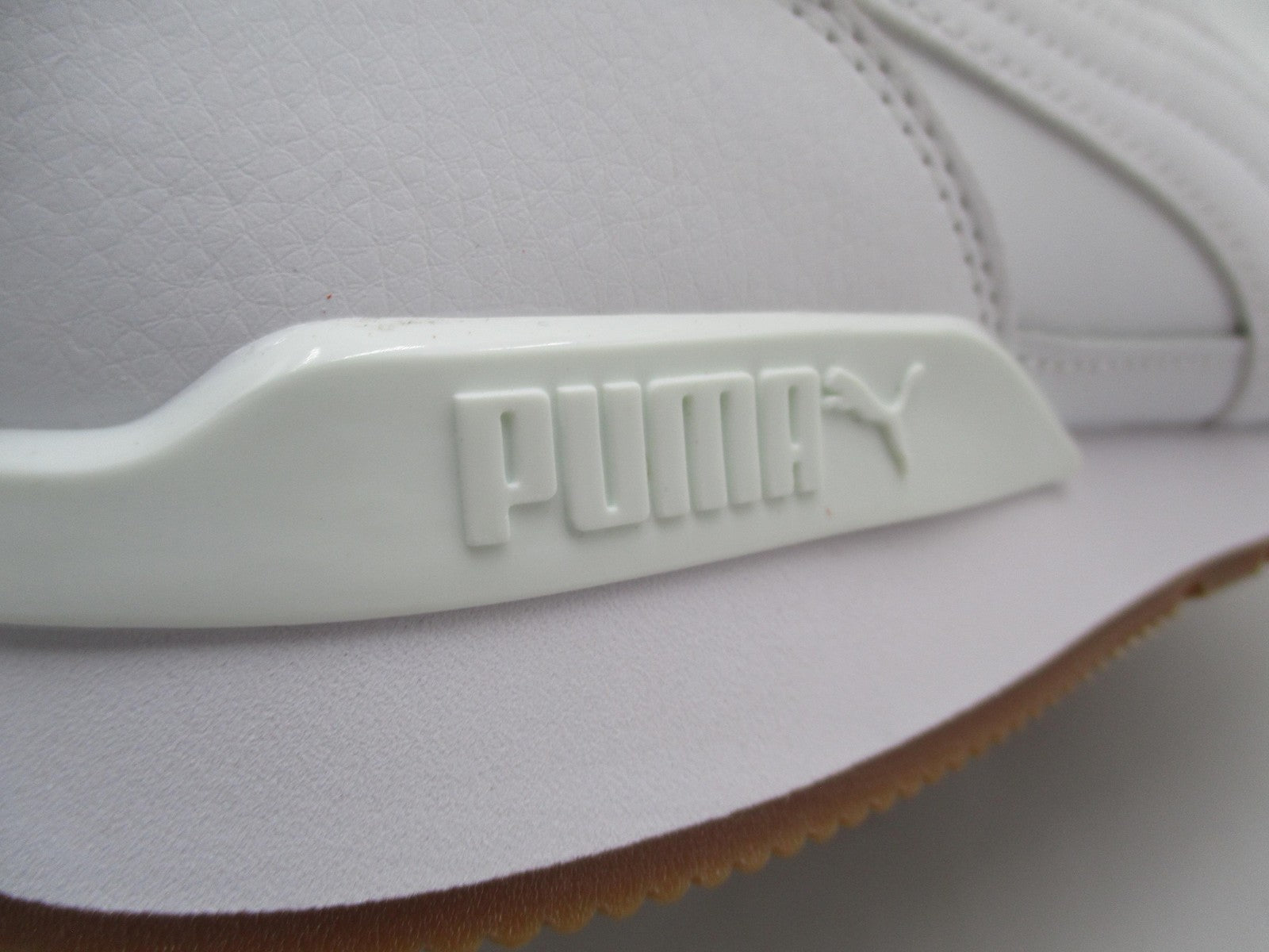 Puma ST Runner V3 L Shoes Mens Size 11 White Gum Sneakers SoftFoam+ 384855059