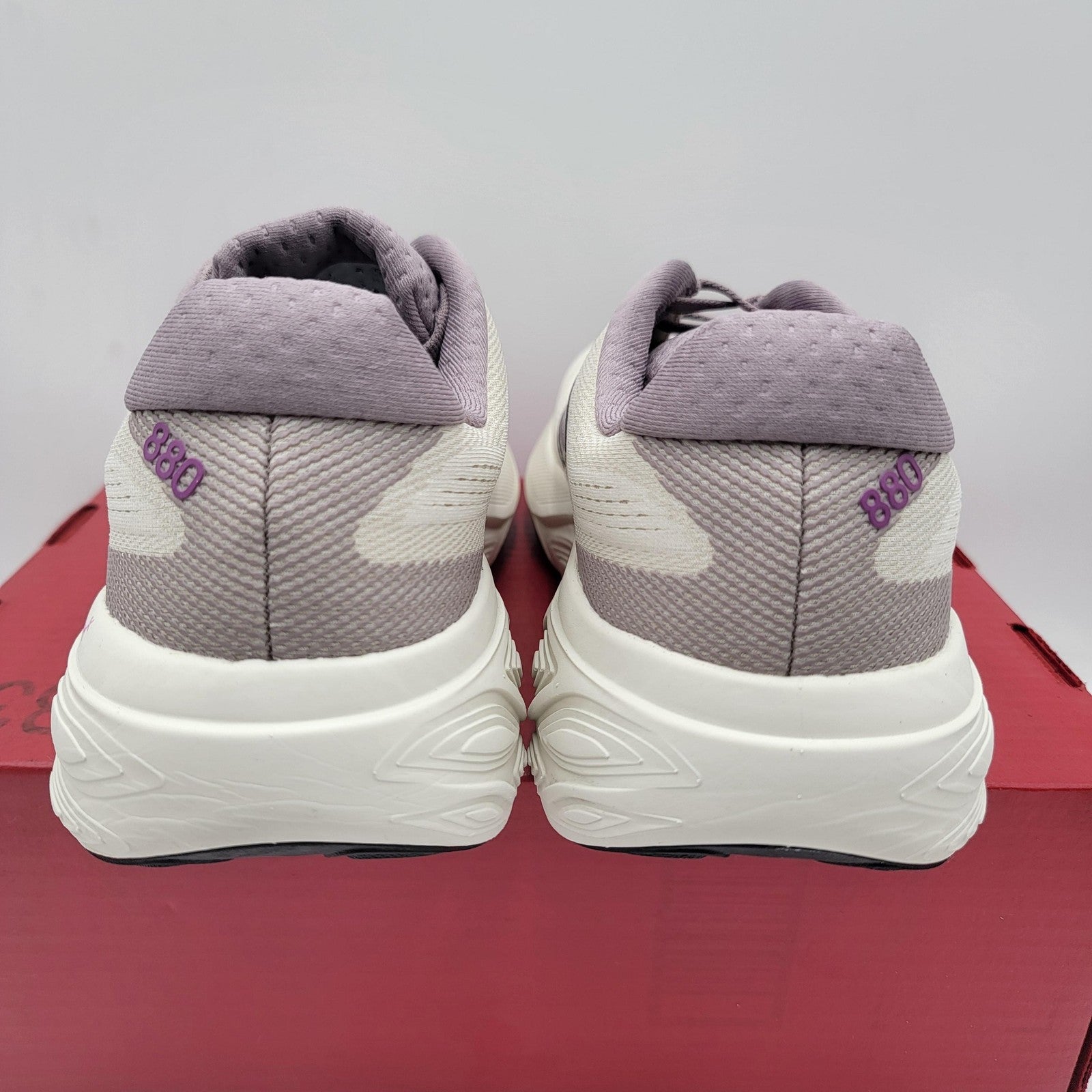 New Balance 880 Womens Size 6.5 White Purple Fresh Foam X Running Sneakers