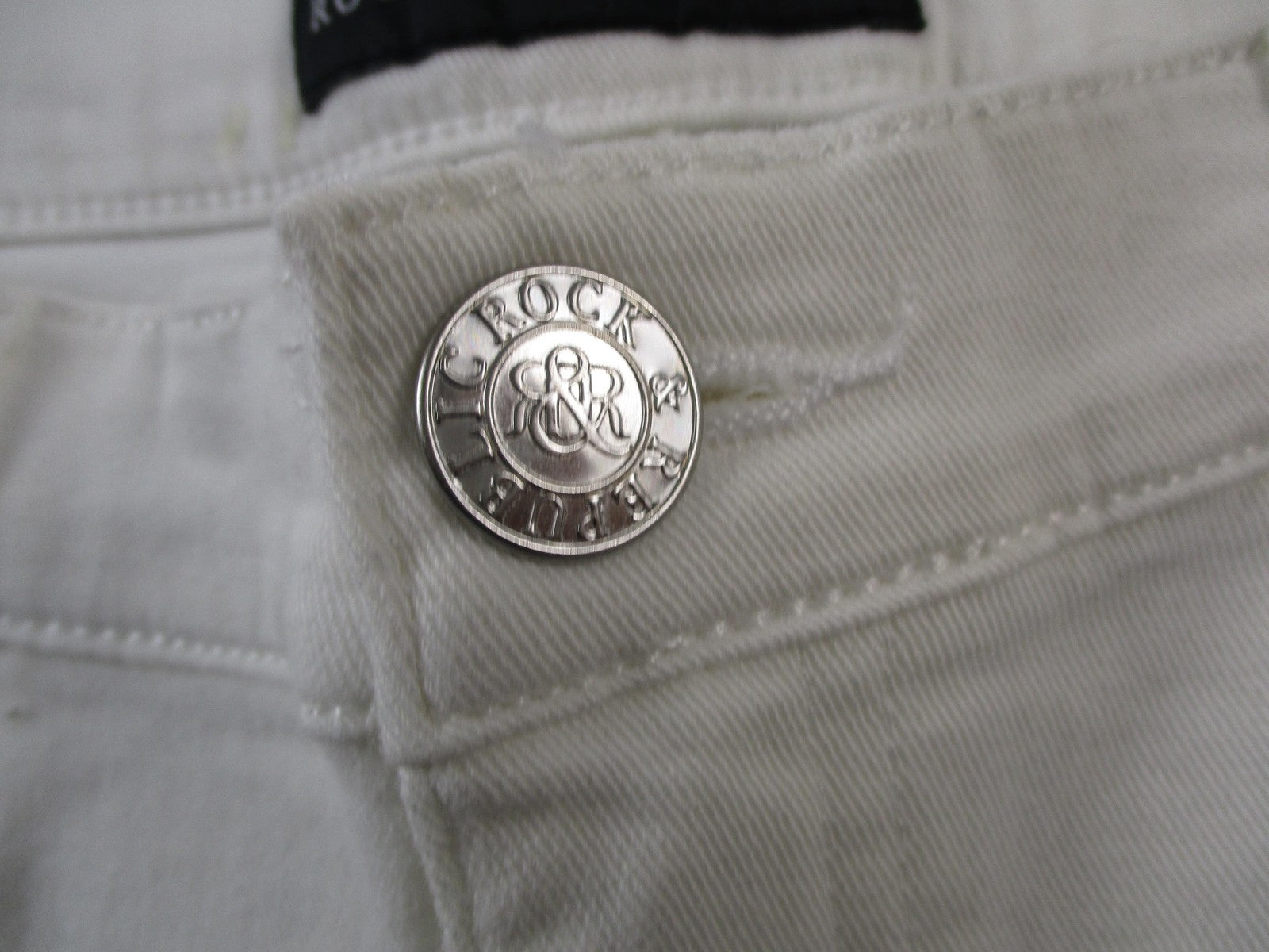 Rock & Republic Kendall Jeans Womens 12 White Straight Leg Stretch Denim 14393