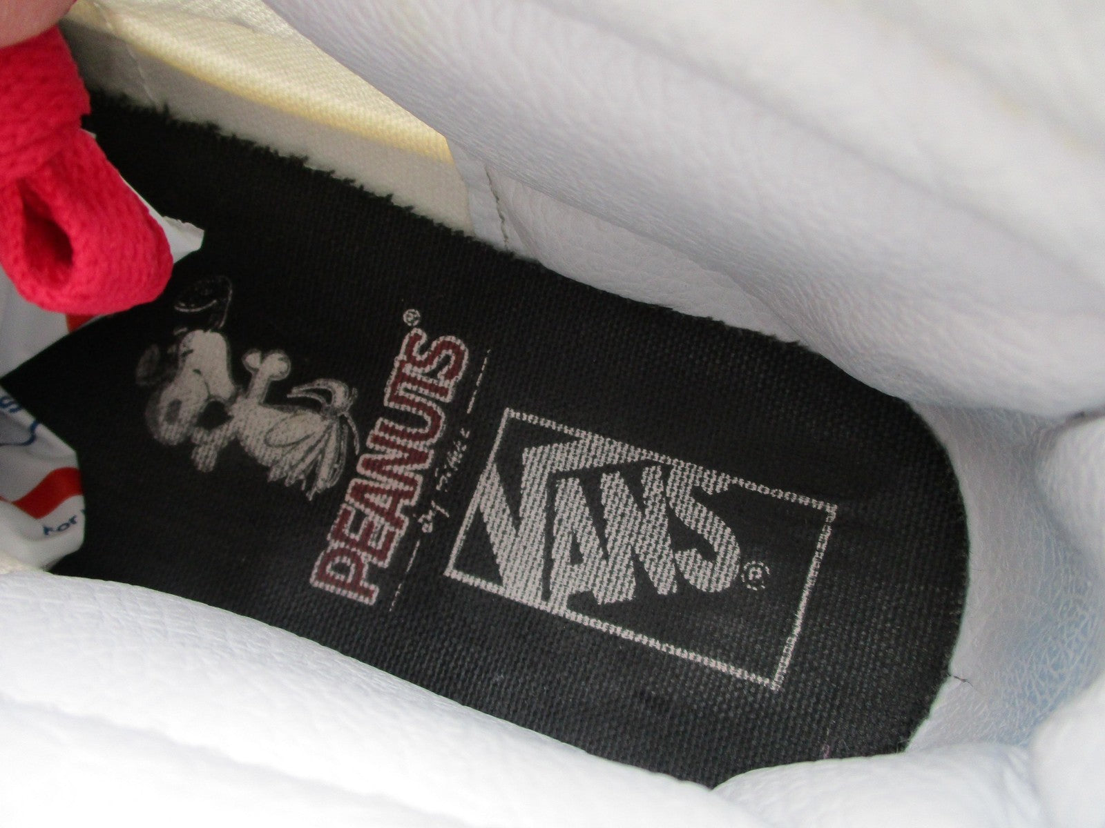Vans Peanuts Sk8-Hi Shoes Mens Size 8.5 White Red Snoopy High Top Music 50071413