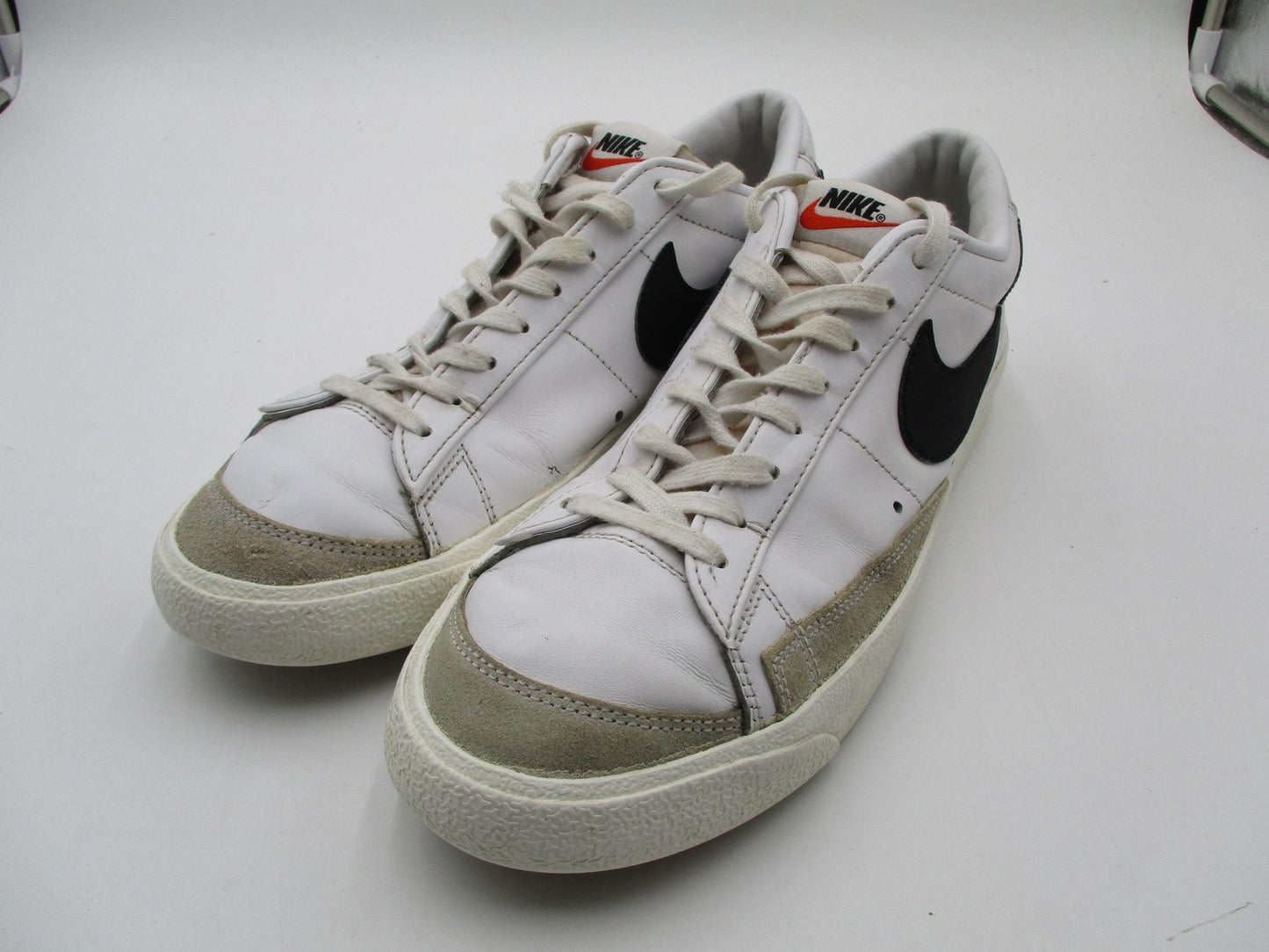 Nike Blazer Low '77 Shoes Mens Size 10.5 White Black Leather Sneakers DA6364-1010