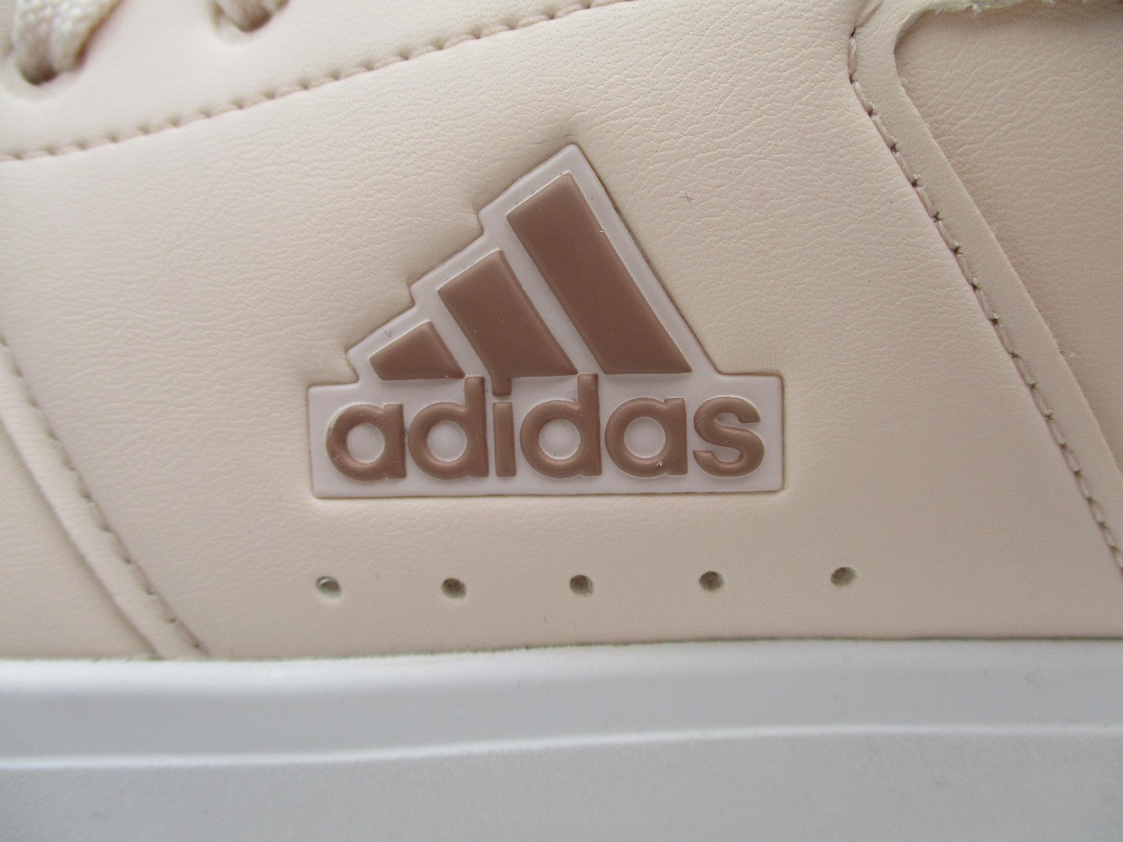 Adidas Shoes Men's Size 11 Beige Low Top Casual Comfort Sneakers IG9857 (1S5)10