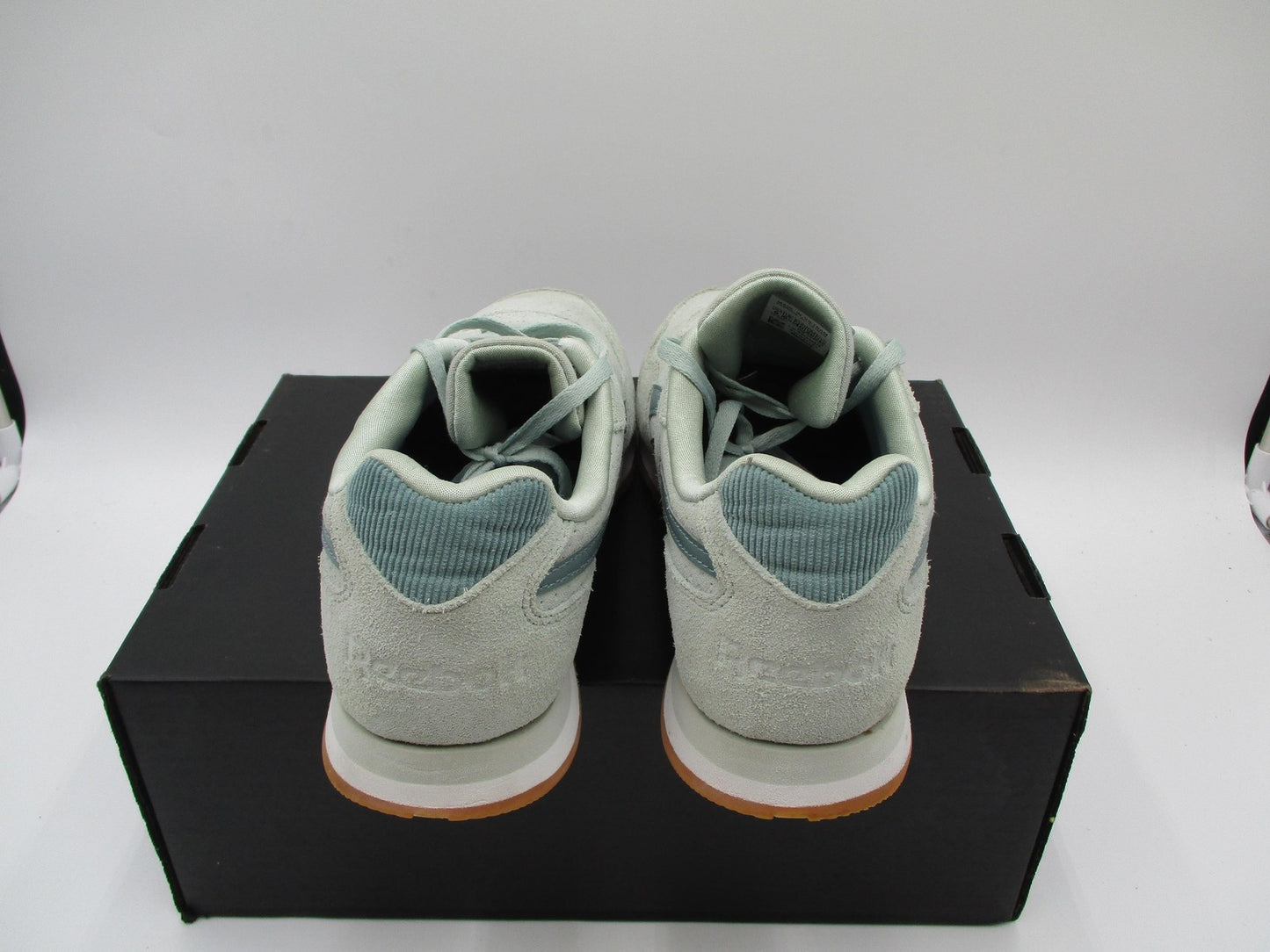 Reebok Classic Harman Shoes Womens Size 9 Mint Green Suede Gum Teal DV7058 1F66