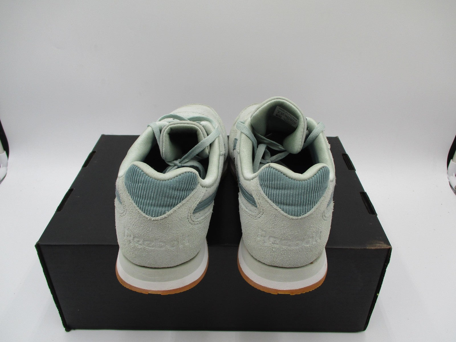 Reebok Classic Harman Shoes Womens Size 9 Mint Green Suede Gum Teal DV7058 1F66