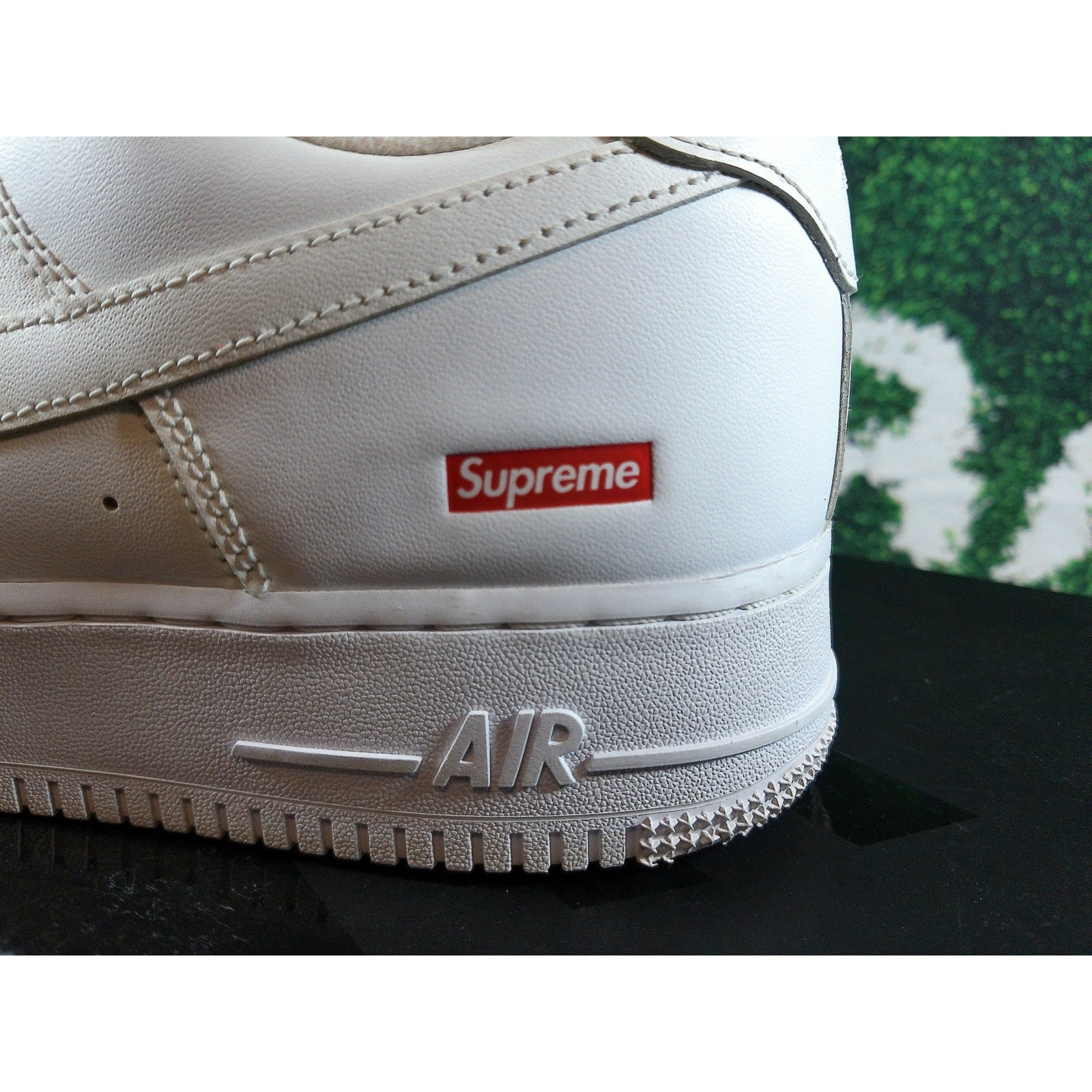 Nike Supreme x Air Force 1 Low 'Box Logo  White' Sz 11.5 CU9225 100 1
