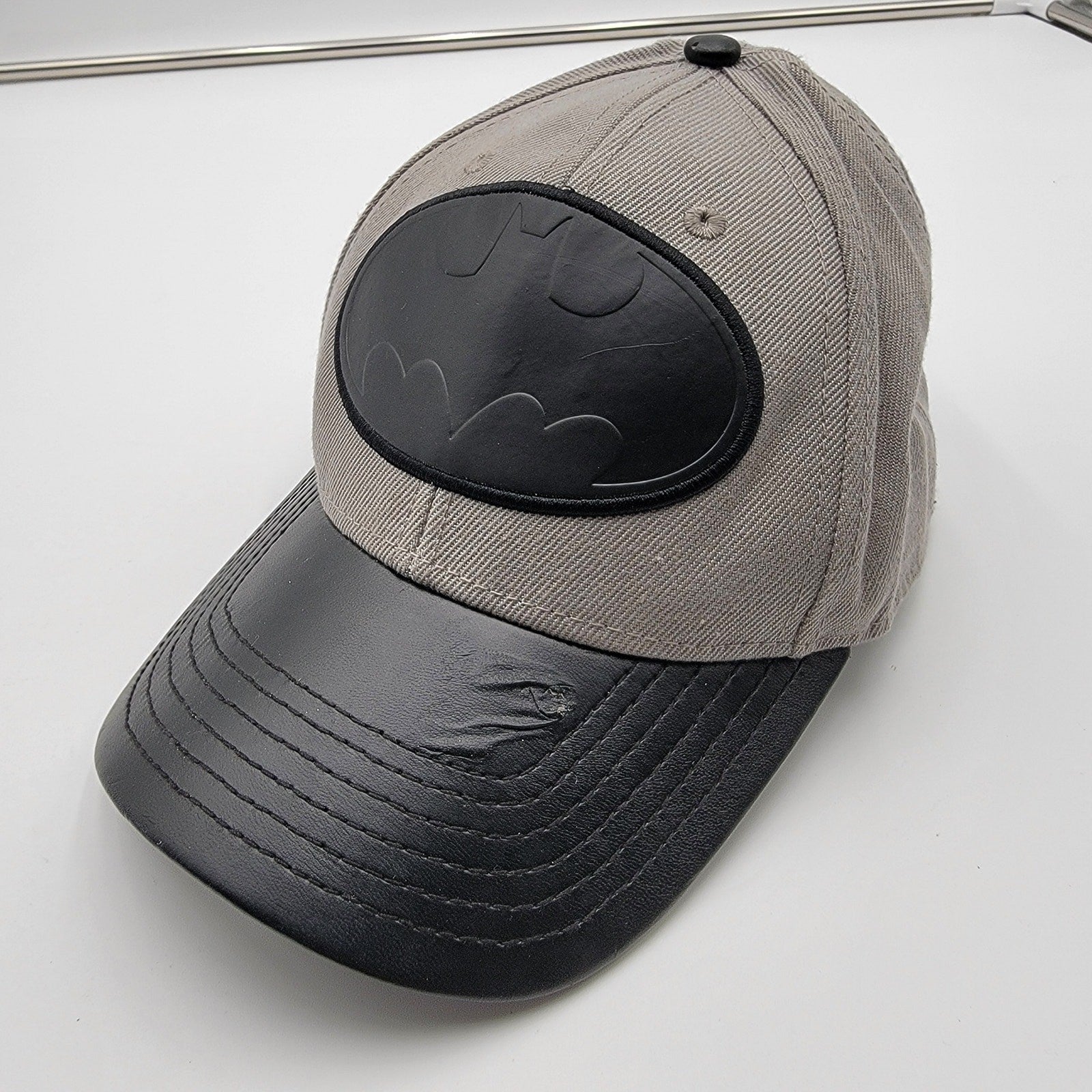 Batman Snapback Gray and Black New with flaws0