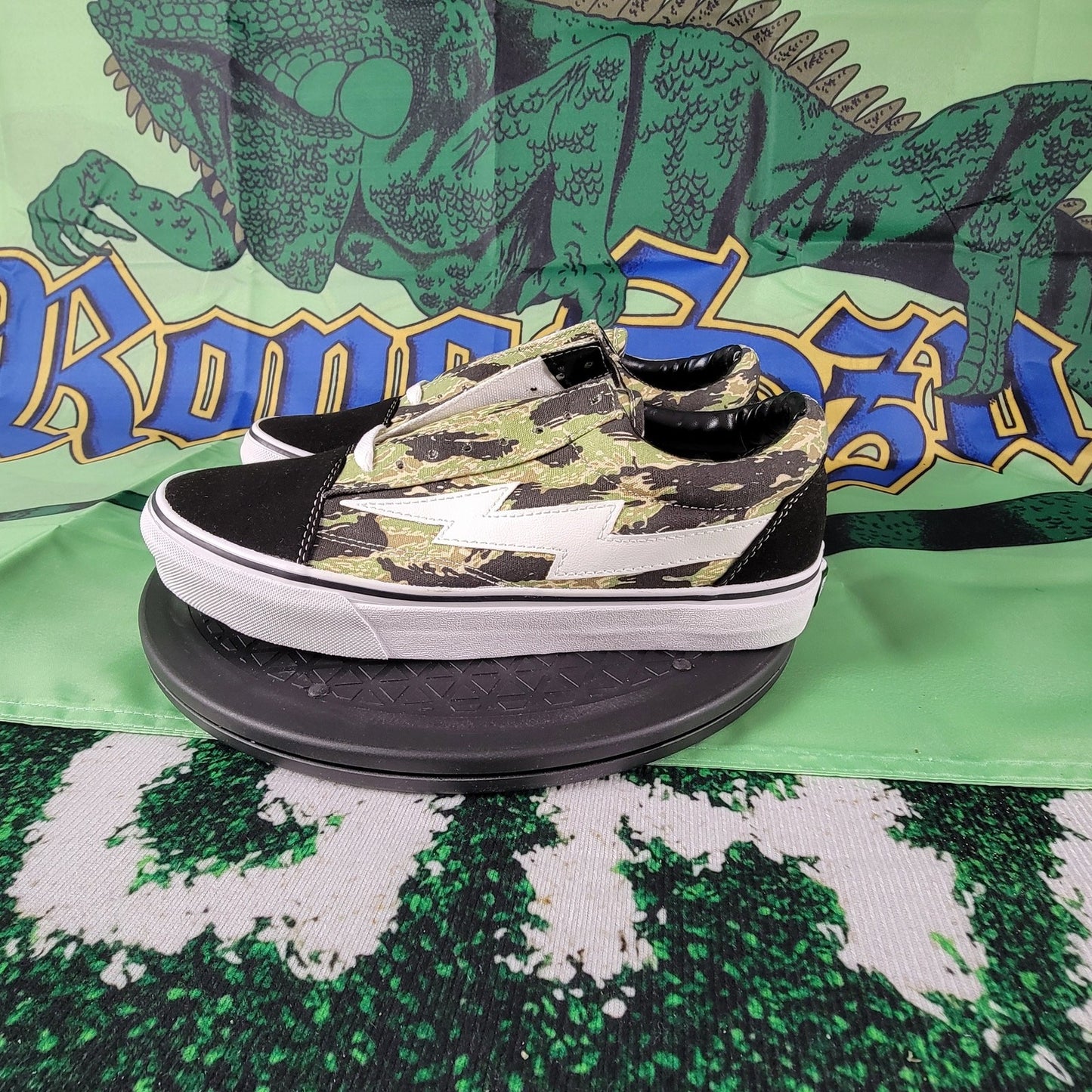 Revenge X Storm II Vol.1  [Khaki]  Men’s Athletic Sneakers  Size: 8  RV171