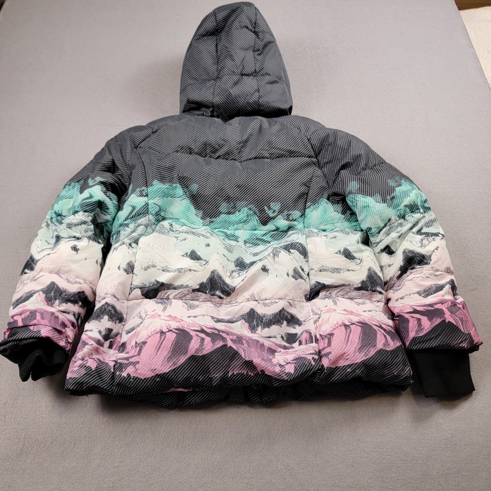 SwissTech Women’s Plus Size Puffer Jacket – XL (1416) Black/Teal/Cream/Pink1