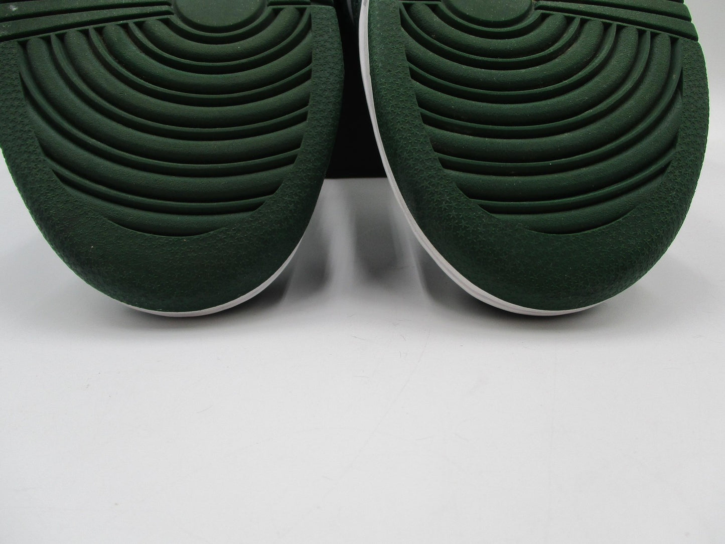Nike Dunk Low 'Michigan State' Size 9 White Team Green Basketball DD1391101 1E98