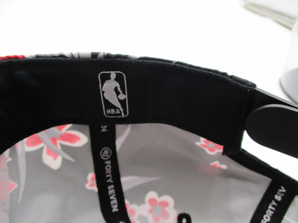 Chicago Bulls Hat Cap Snap Back One Size Floral Black NBA Basketball 47 Brand11
