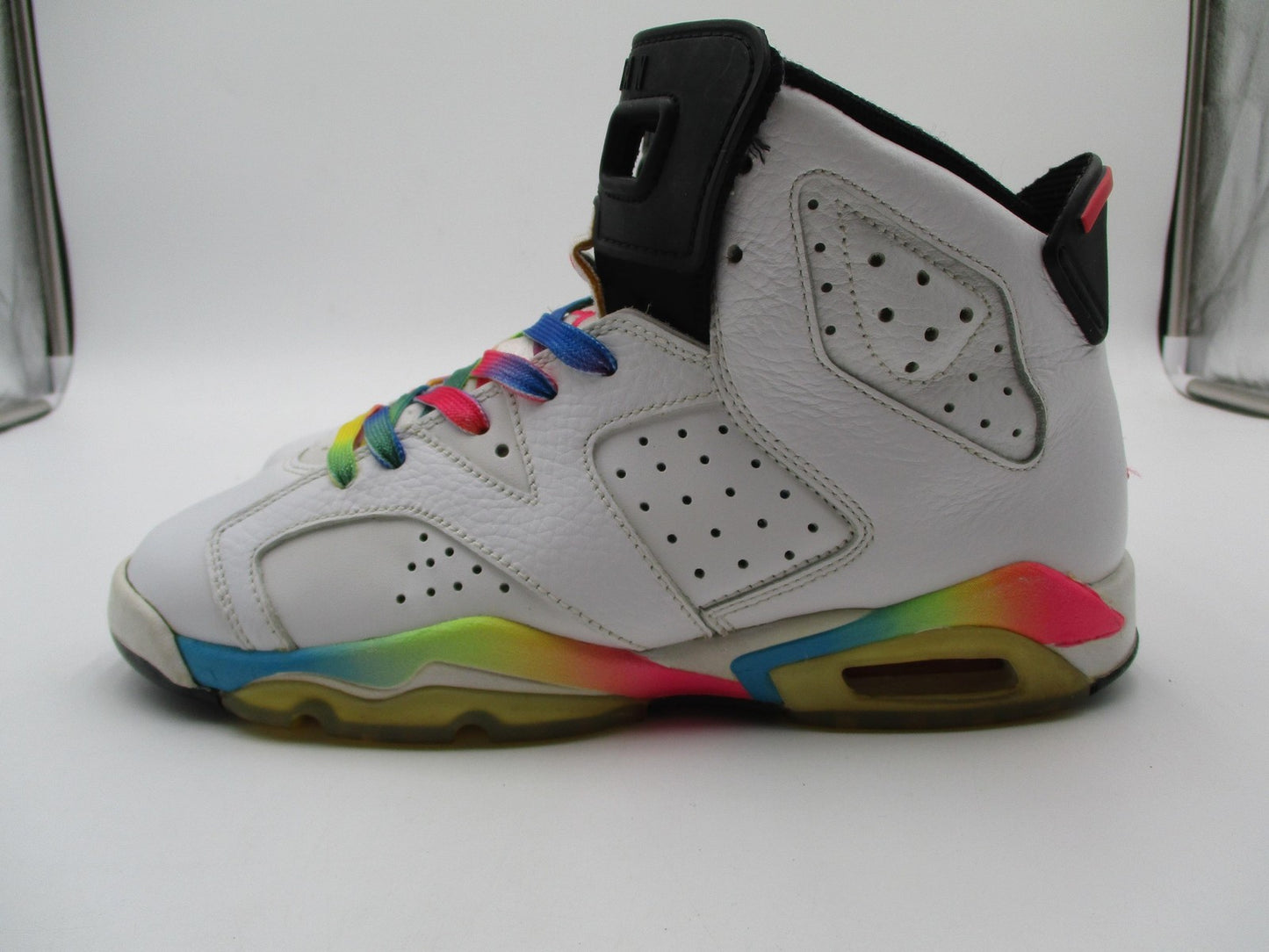 Air Jordan 6 Retro Rainbow Shoes Youth Size 6Y Multicolor Sneakers 384665-1036