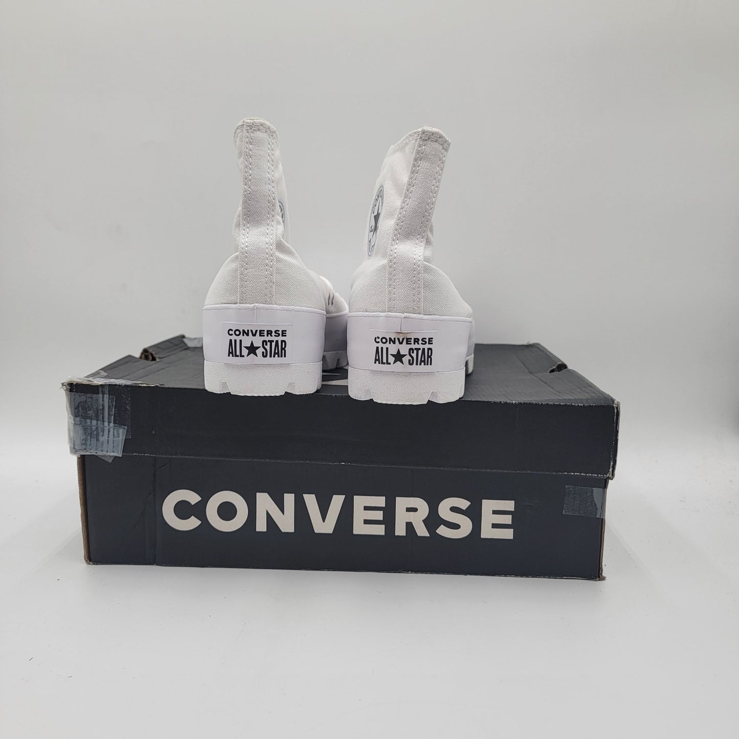 Converse CTAS Lugged Hi Women’s 9.5 White Platform Chunky Sole Sneakers w/ Box3