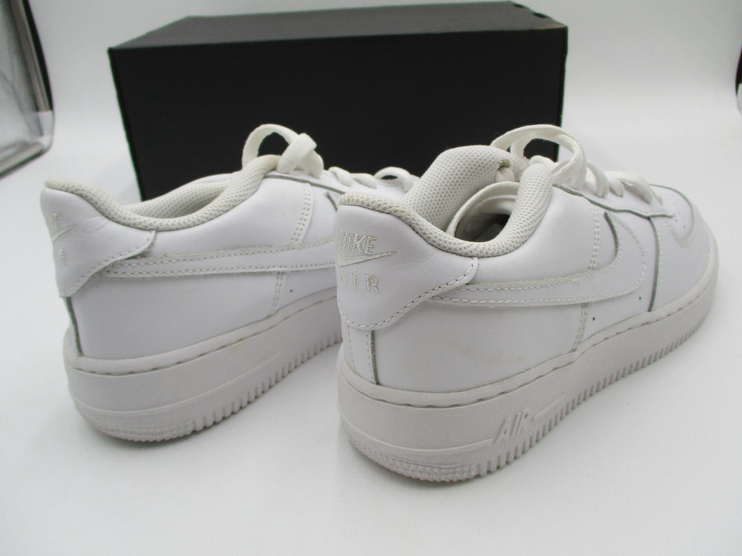 Nike Air Force 1 Shoes Youth Size 6.5Y White Low Leather AF1 DH2920111 (1E8)12