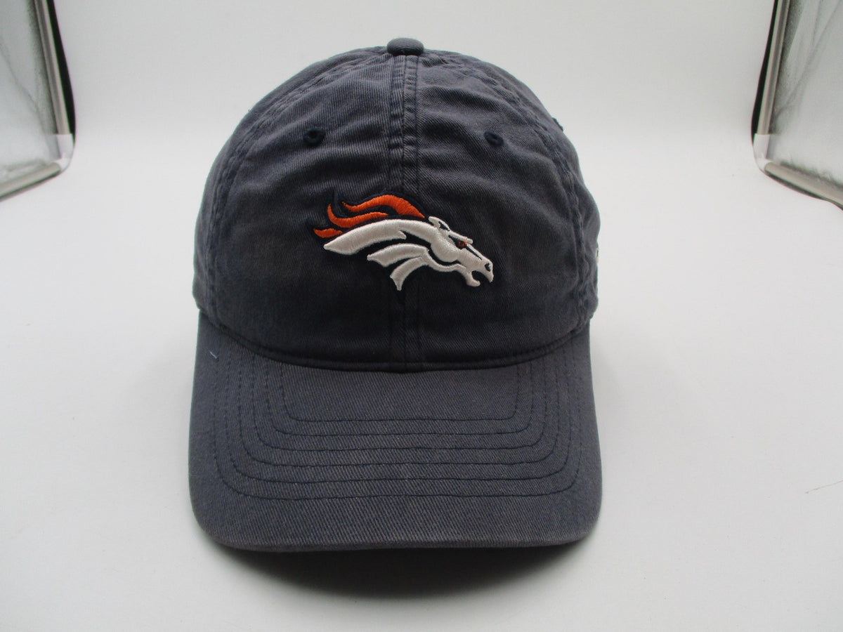 Denver Broncos Hat Cap Fitted Mens L/XL Blue NFL Football Reebok Sideline0