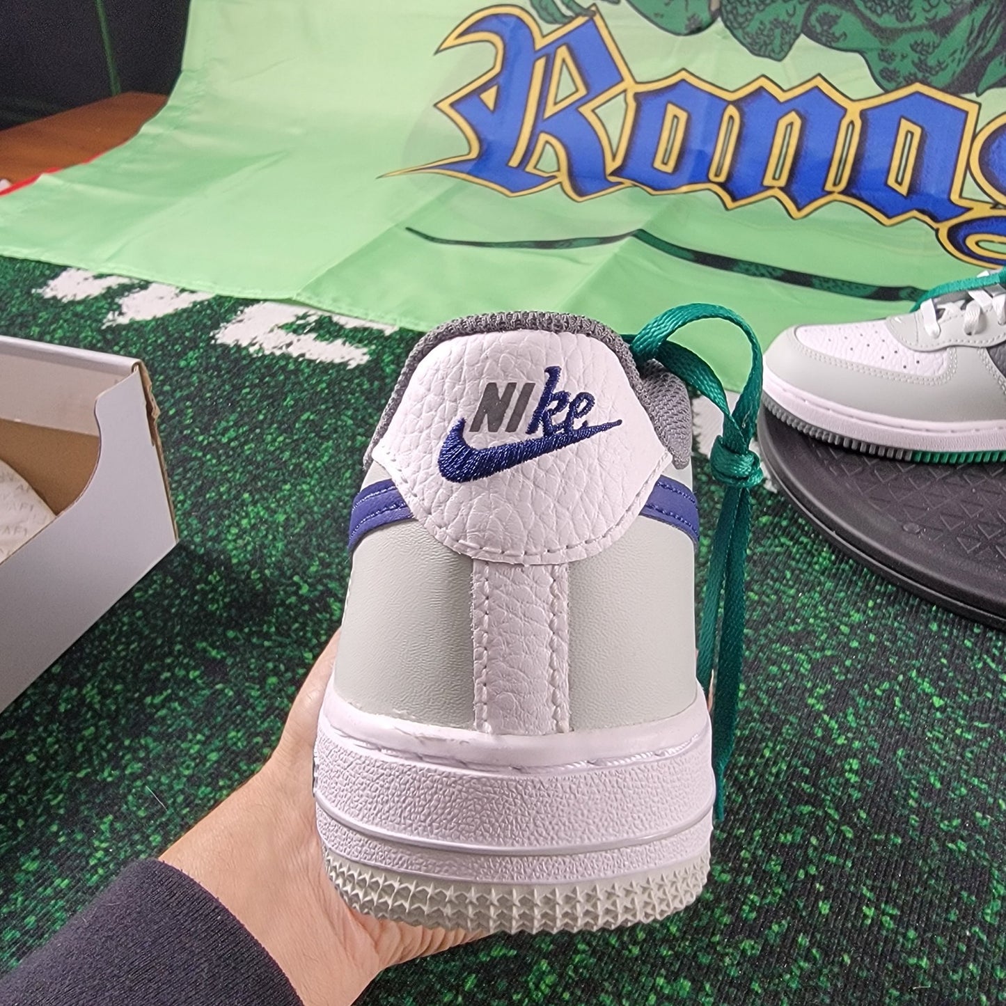 Nike Air Force 1 LV8 PS Light Silver Deep Royal Blue Youth Shoes Size 3Y New5