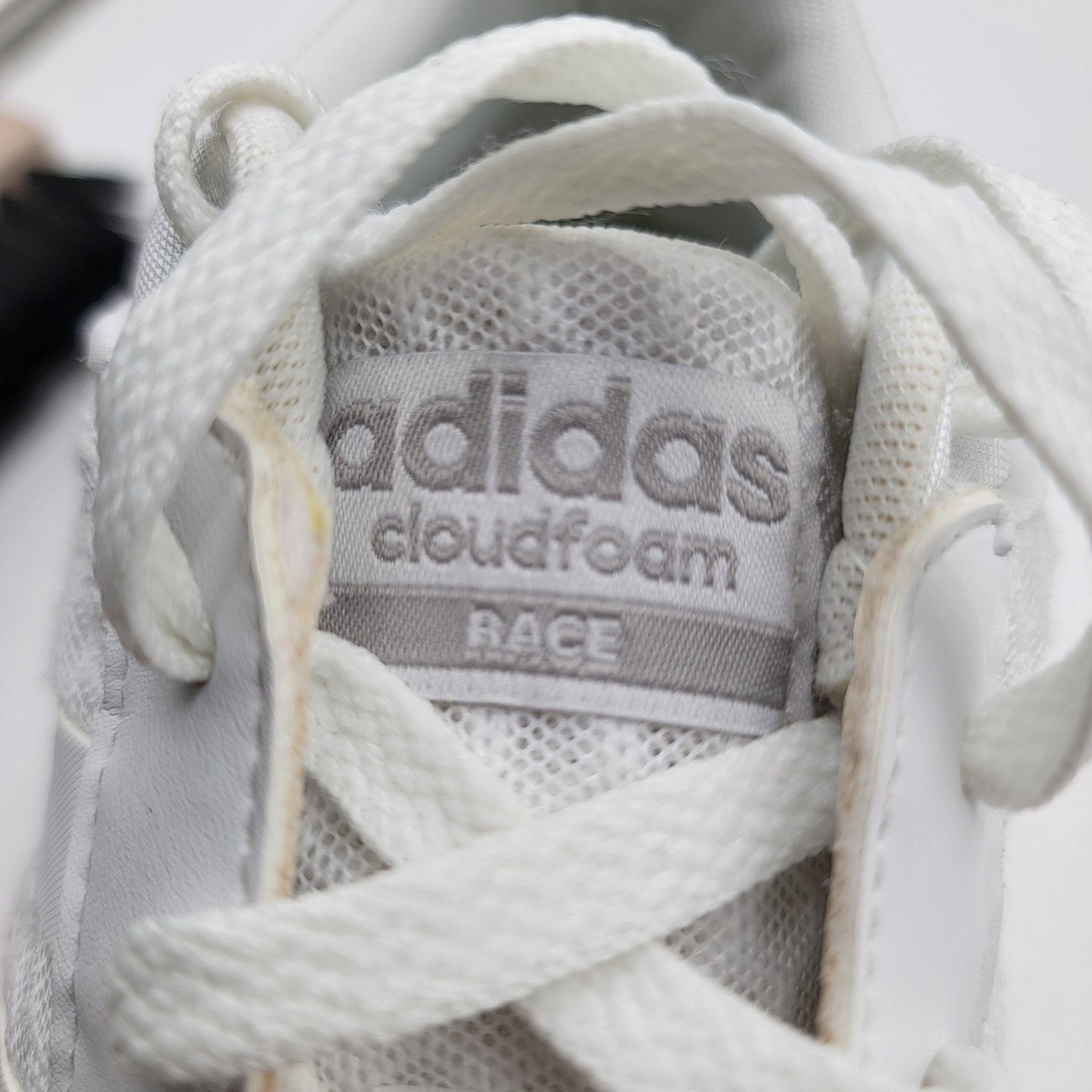 Adidas Cloudfoam Race Shoes Mens Size 10.5 White Mesh Running Sneakers B747286
