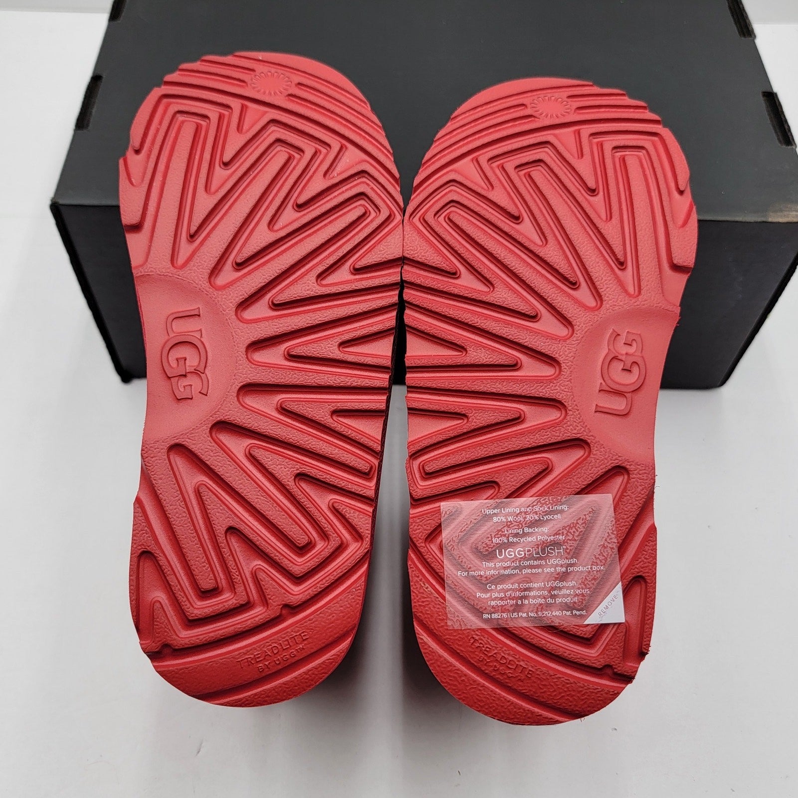 Uggs Neumel II Boot Kids 'Samba Red'  Size 3  New in Box5