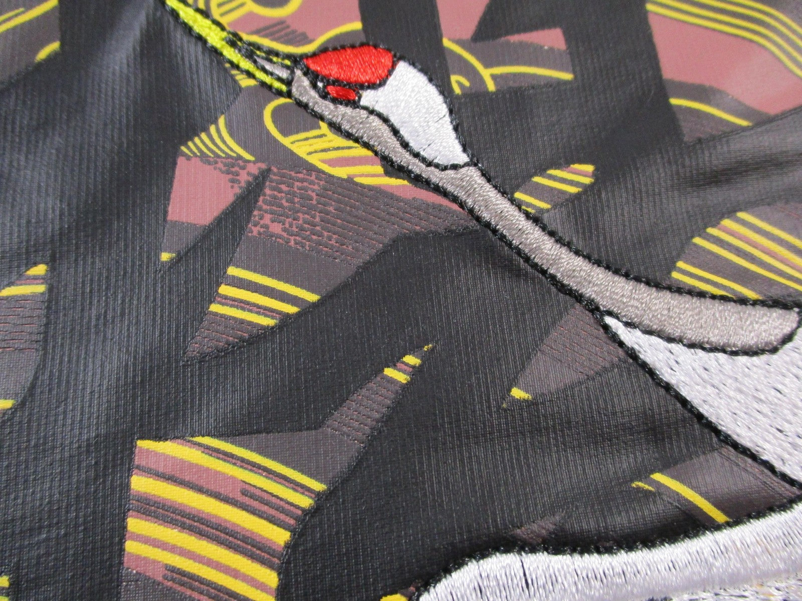 NIEPCE Yin Yang Shirt Mens Medium White Crane Graphic Embroidered Tee 151111
