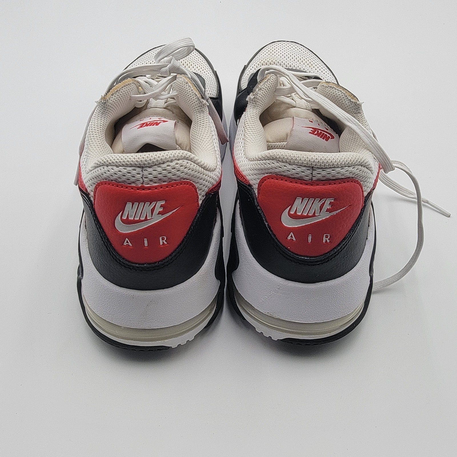 Nike Air Max Excee White Black Red CZ9204100 Men’s Size 11 Preowned