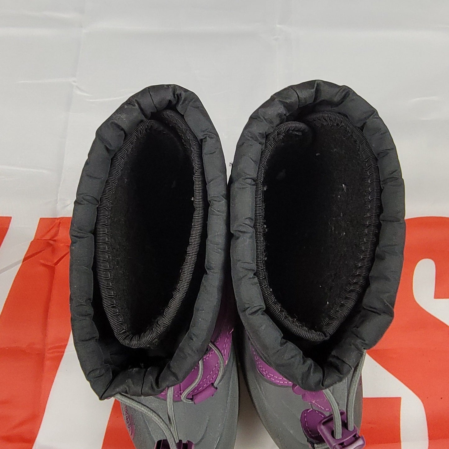 The North Face Alpenglow II Waterproof Girls Winter Boot Sz 27