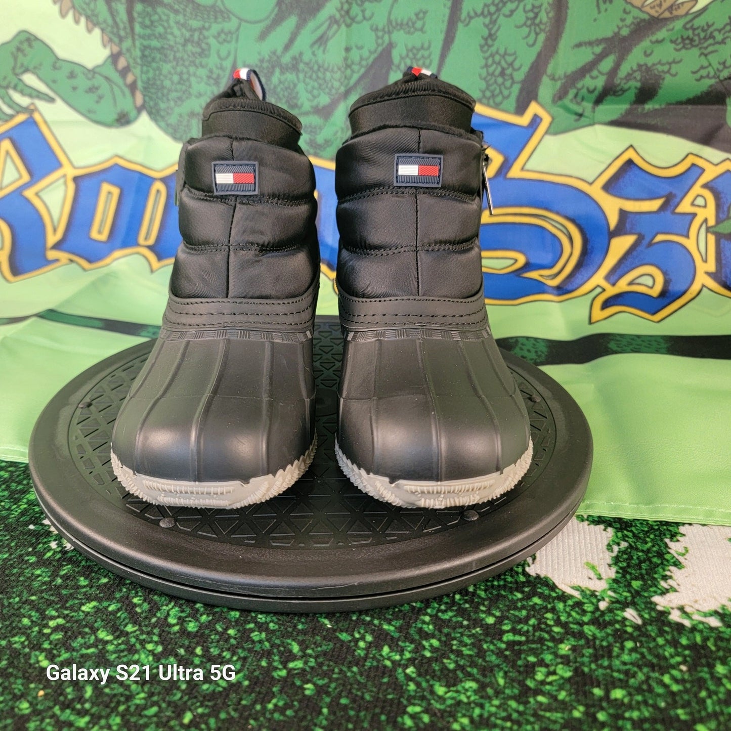 Tommy Hilfiger Womens Roana Black Winter & Snow Boots 7 Med5