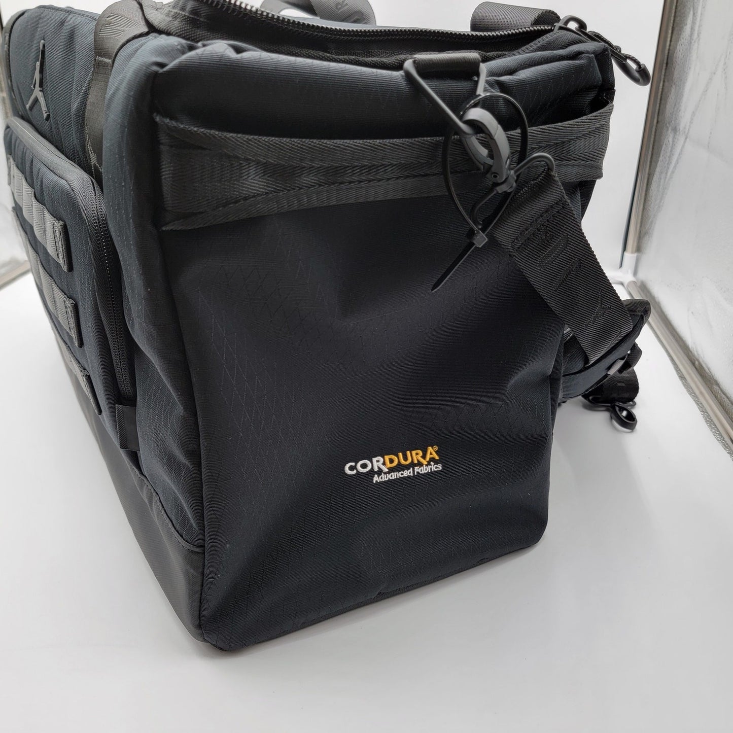 Jordan Collectors 44L Duffle Travel Bag Black | BRAND NEW | MA093202312