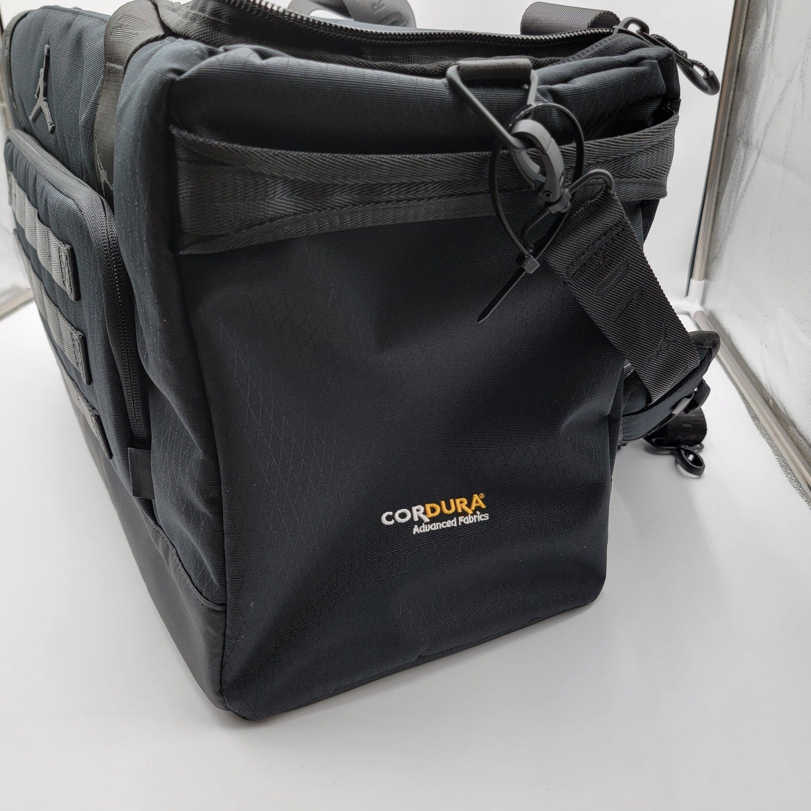 Jordan Collectors 44L Duffle Travel Bag Black | BRAND NEW | MA093202312