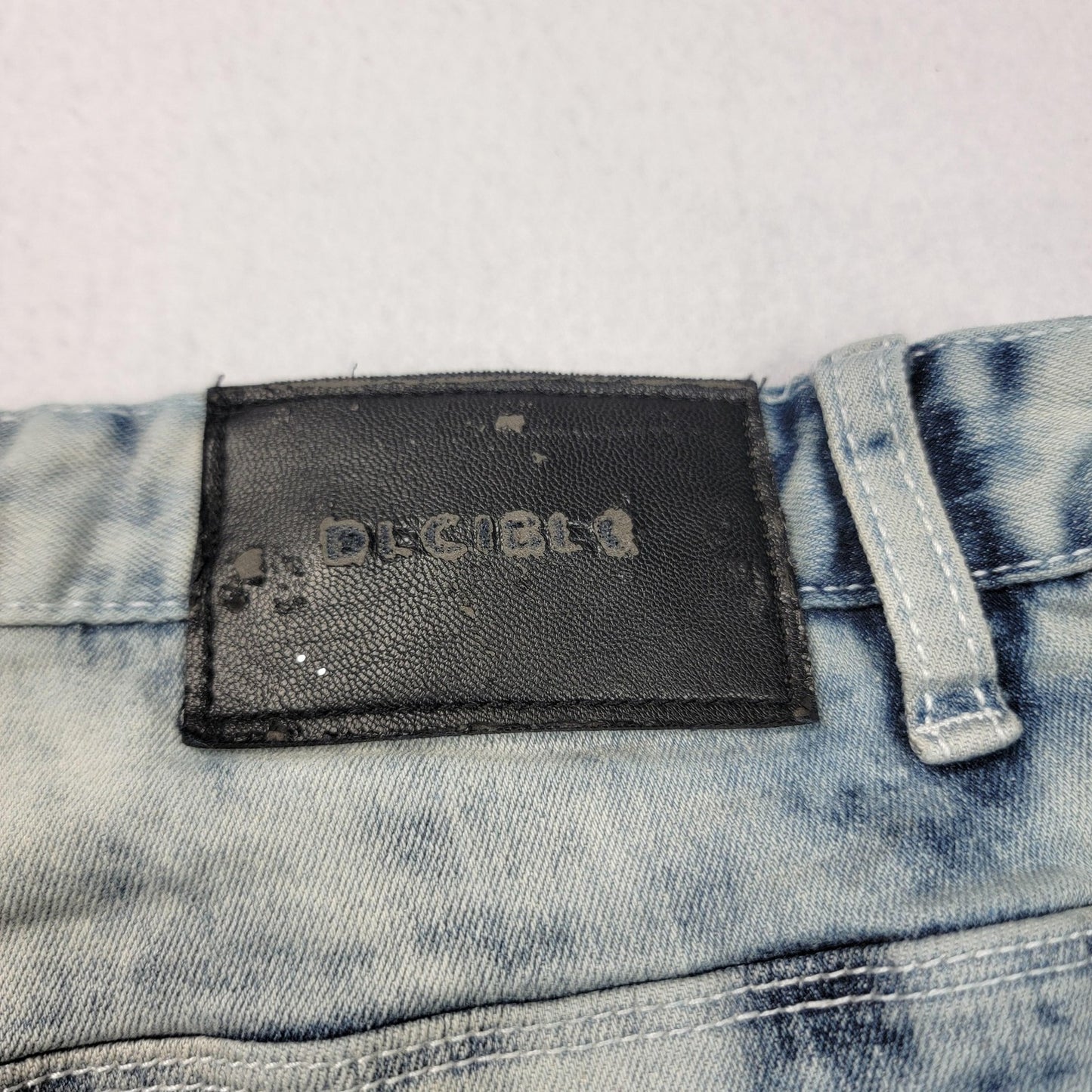 Decibel Jeans Mens 42x32 Blue Distressed Light Wash Splatter Zipper Slim