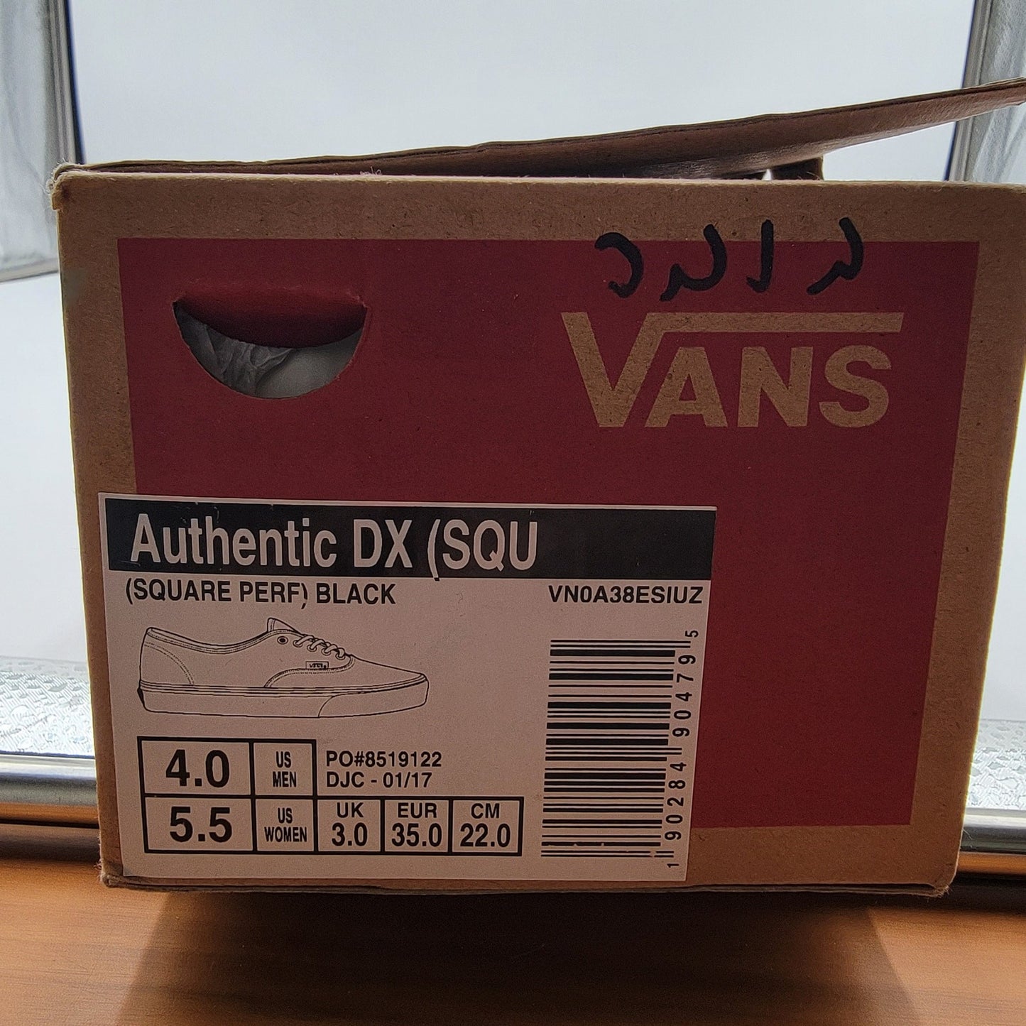 Vans Authentic DX Square Perf Sz 4M/5.5W Black VN038ESIUZ7