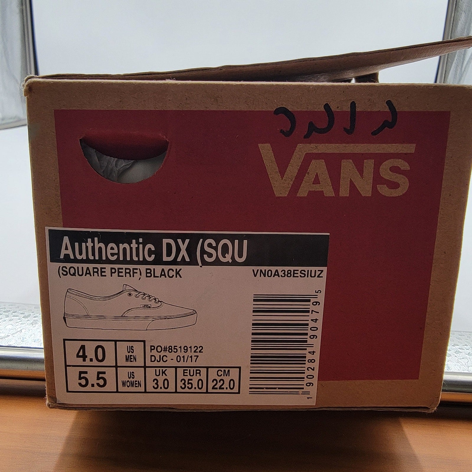 Vans Authentic DX Square Perf Sz 4M/5.5W Black VN038ESIUZ7