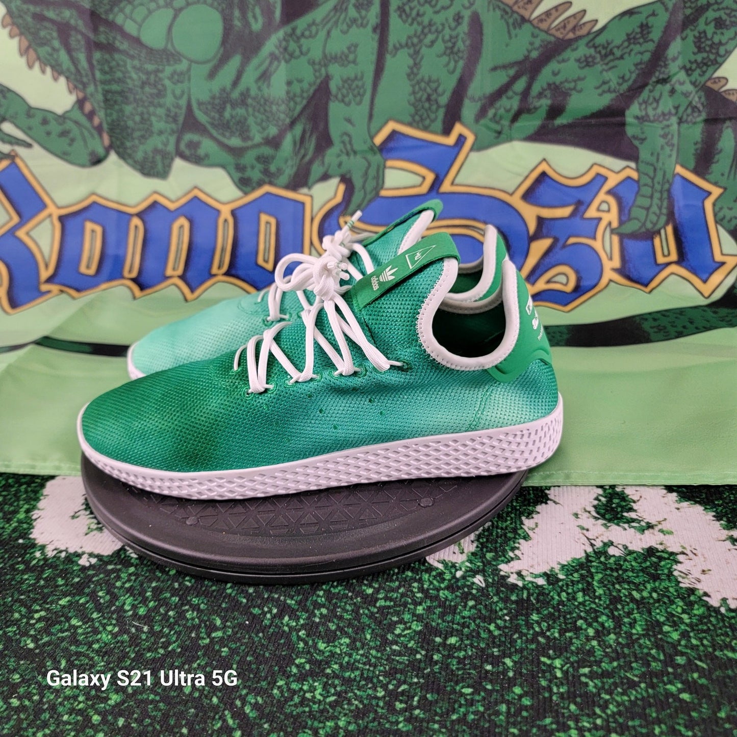 Adidas Pharrell Williams DA9619 Men's Holi Green Athletic Sneaker Shoes Sz 101