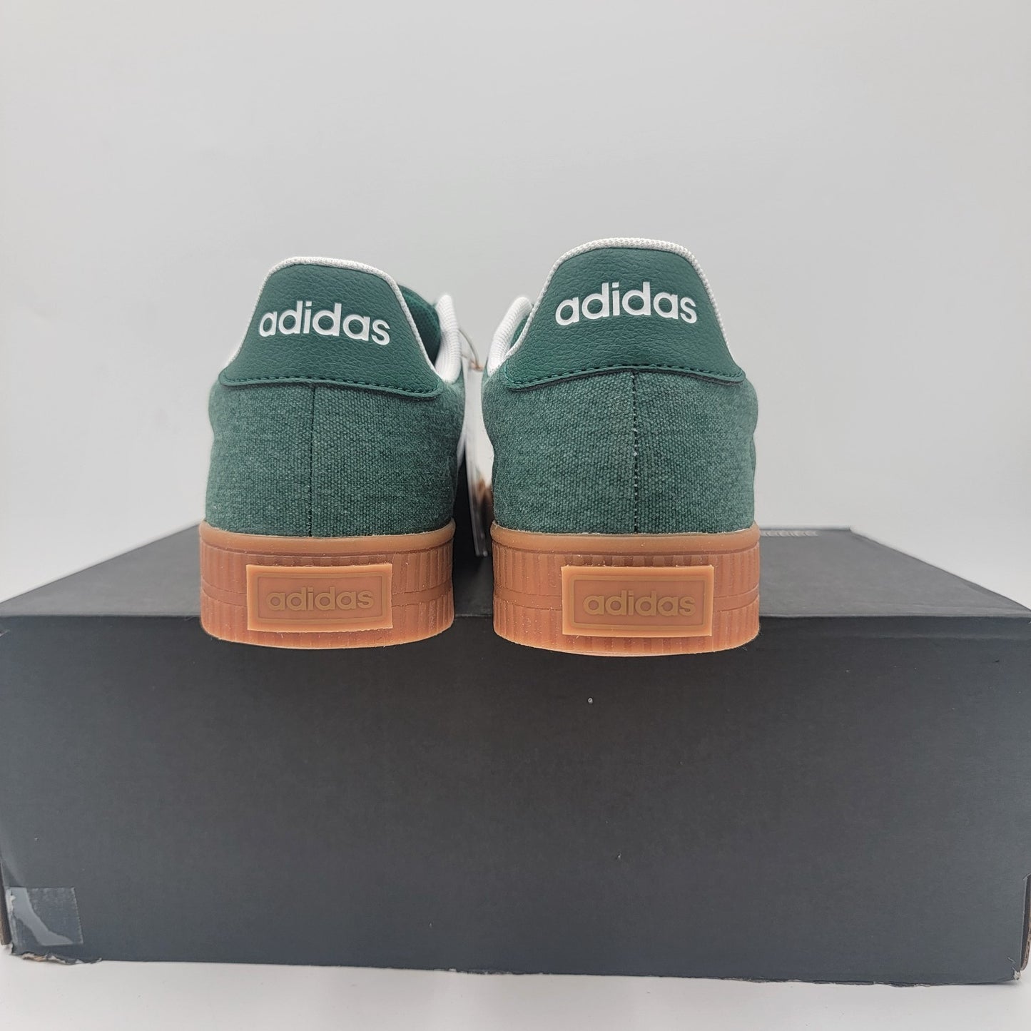 Adidas Daily 3.0 Men’s 6.5 Green White Gum Casual Sneakers IF7487 Skate Shoes3