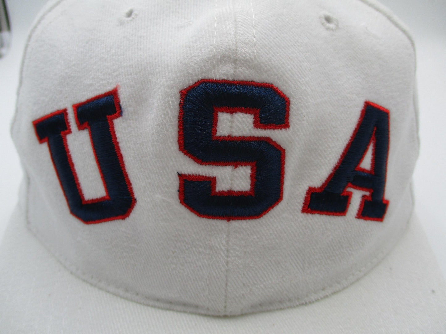 Vintage USA Hat Cap Snap Back Mens One Size White Embroidered American Needle4
