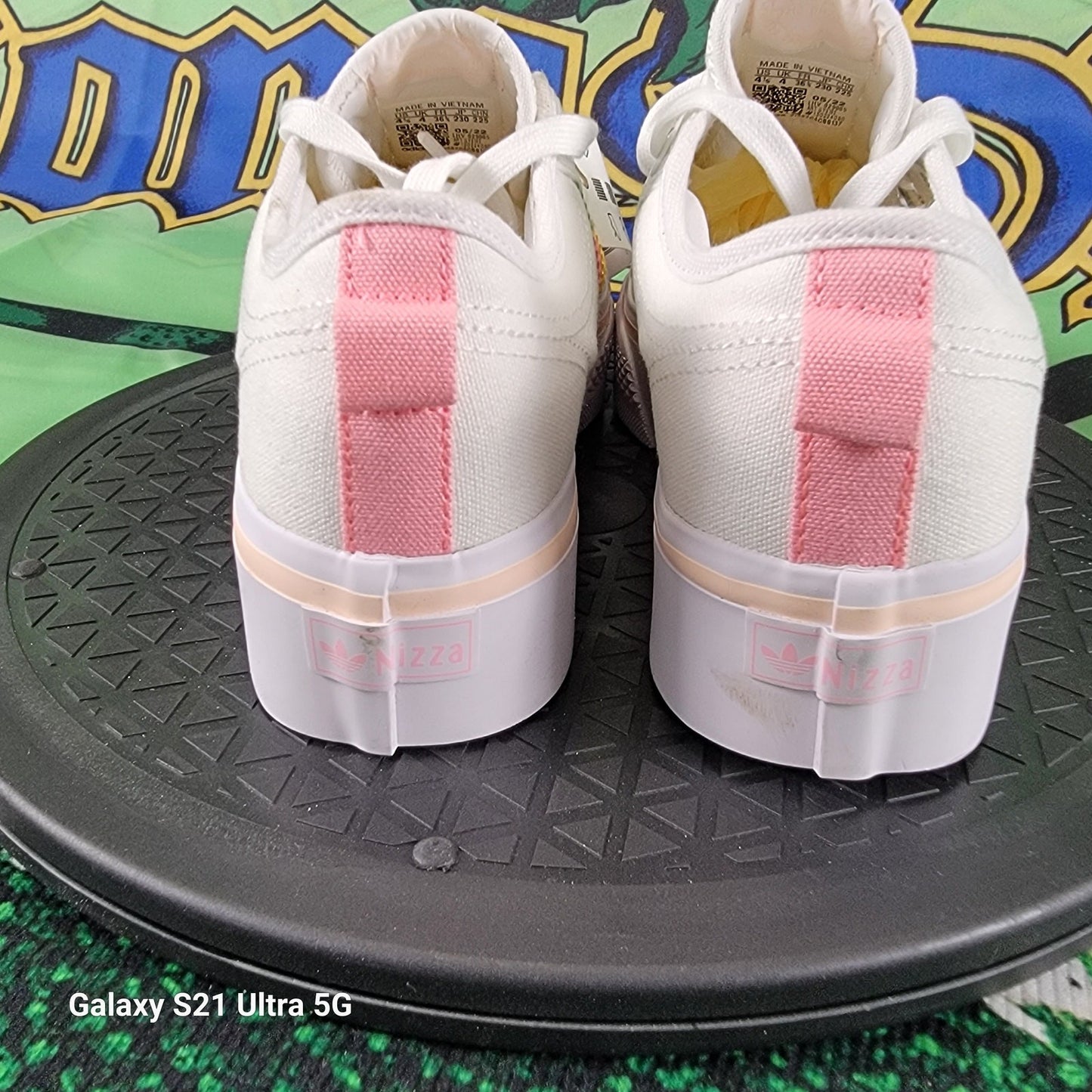 ADIDAS (GS) NIZZA PLATFORM J White/Pink/Multi Girls Size 4.5 GY91023