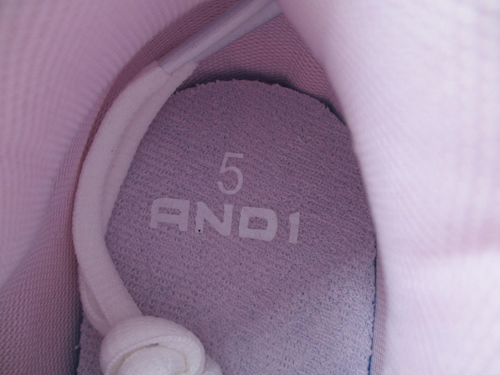 AND1 Shoes Kids Size 5 White Pink Basketball Sneakers Mid Top GGA143GX001 1A27