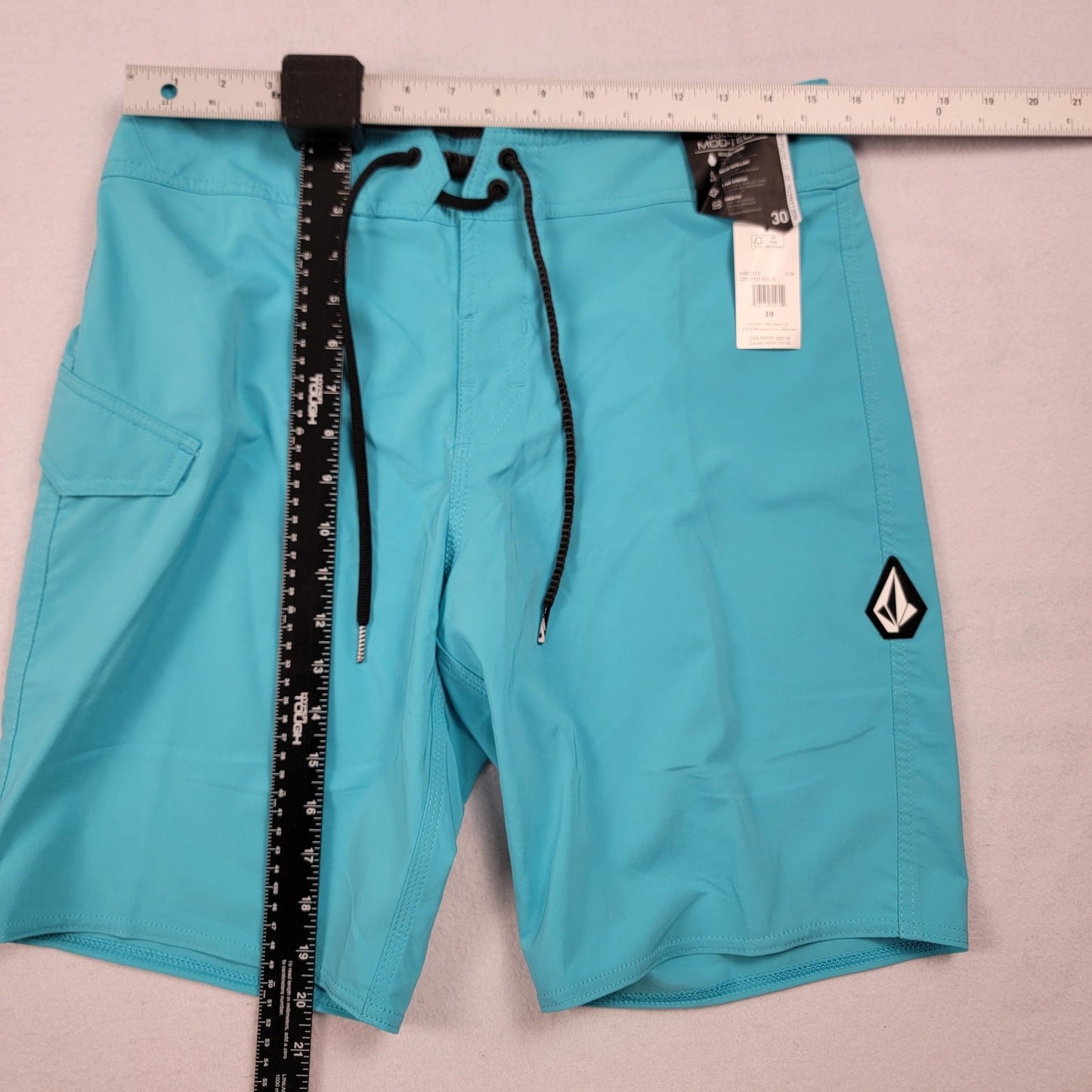 Volcom Lido Solid ModTech 20 Boardshorts Blue Size 30 Swim Surf Shorts NWT5